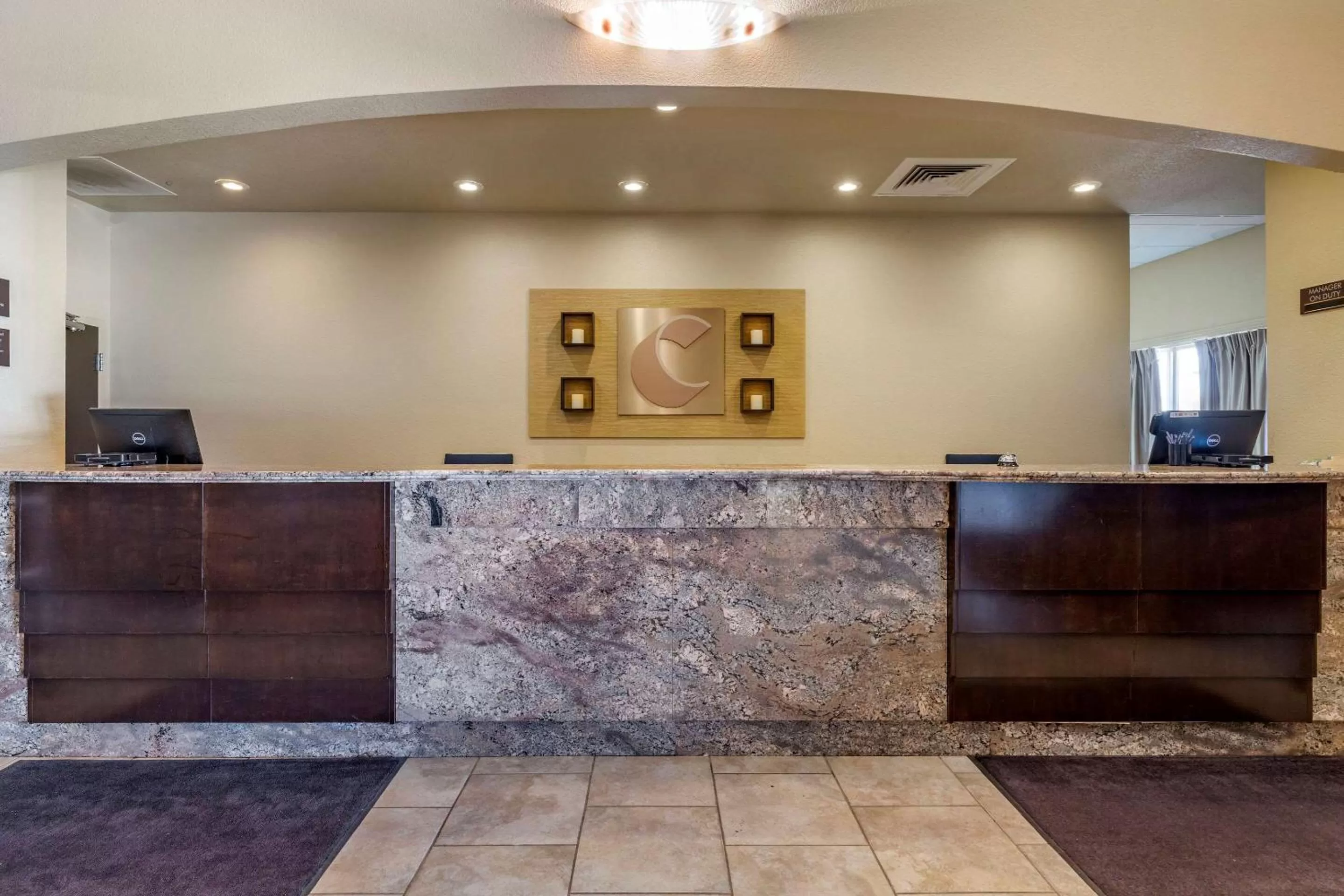 Lobby or reception in Comfort Inn Bentonville - Crystal Bridges