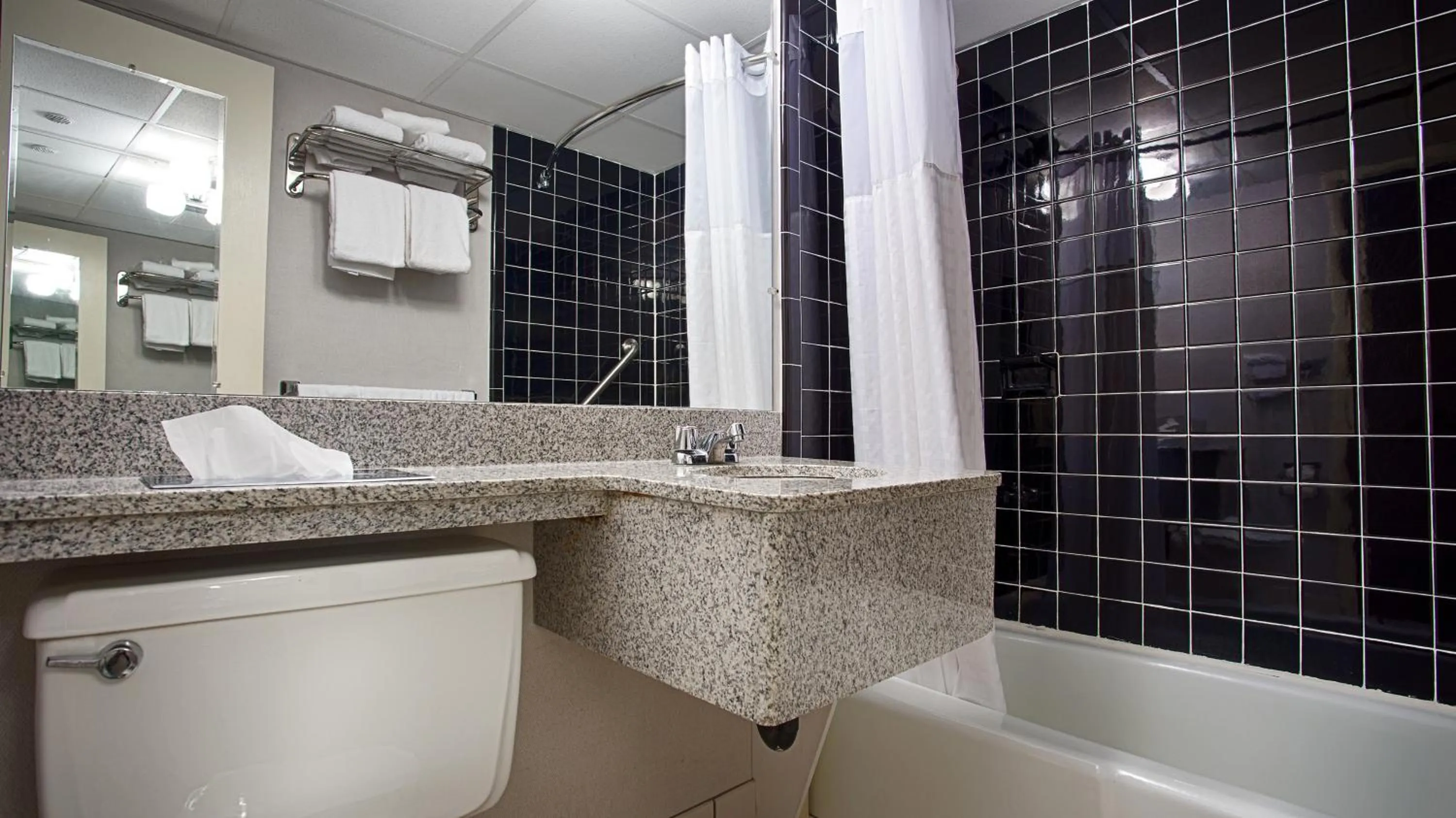 Bathroom in West Gate Inn Nyack