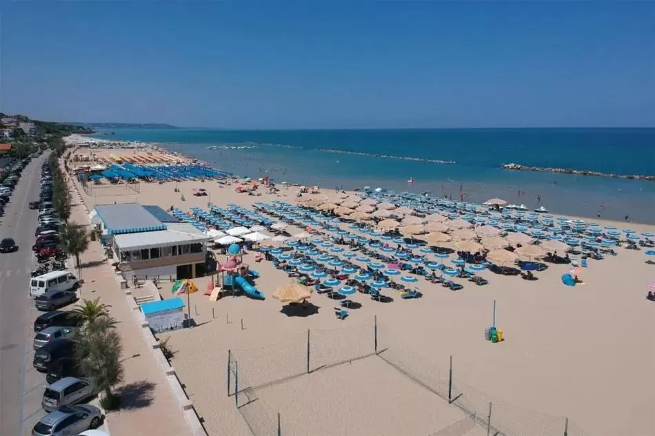 Nearby landmark, Beach in Il Castello di Atessa