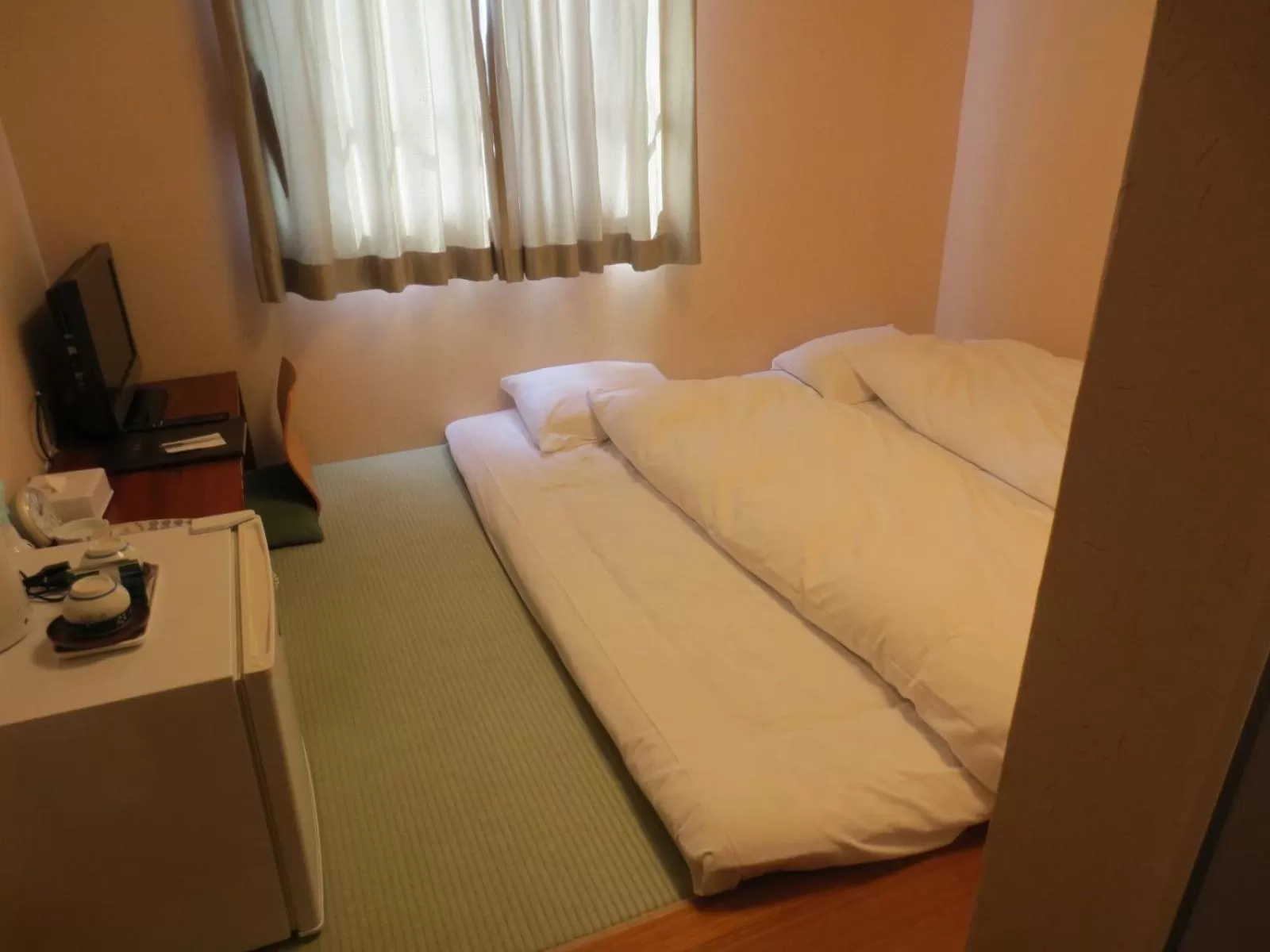 Photo of the whole room, Bed in Hotel Minatoya