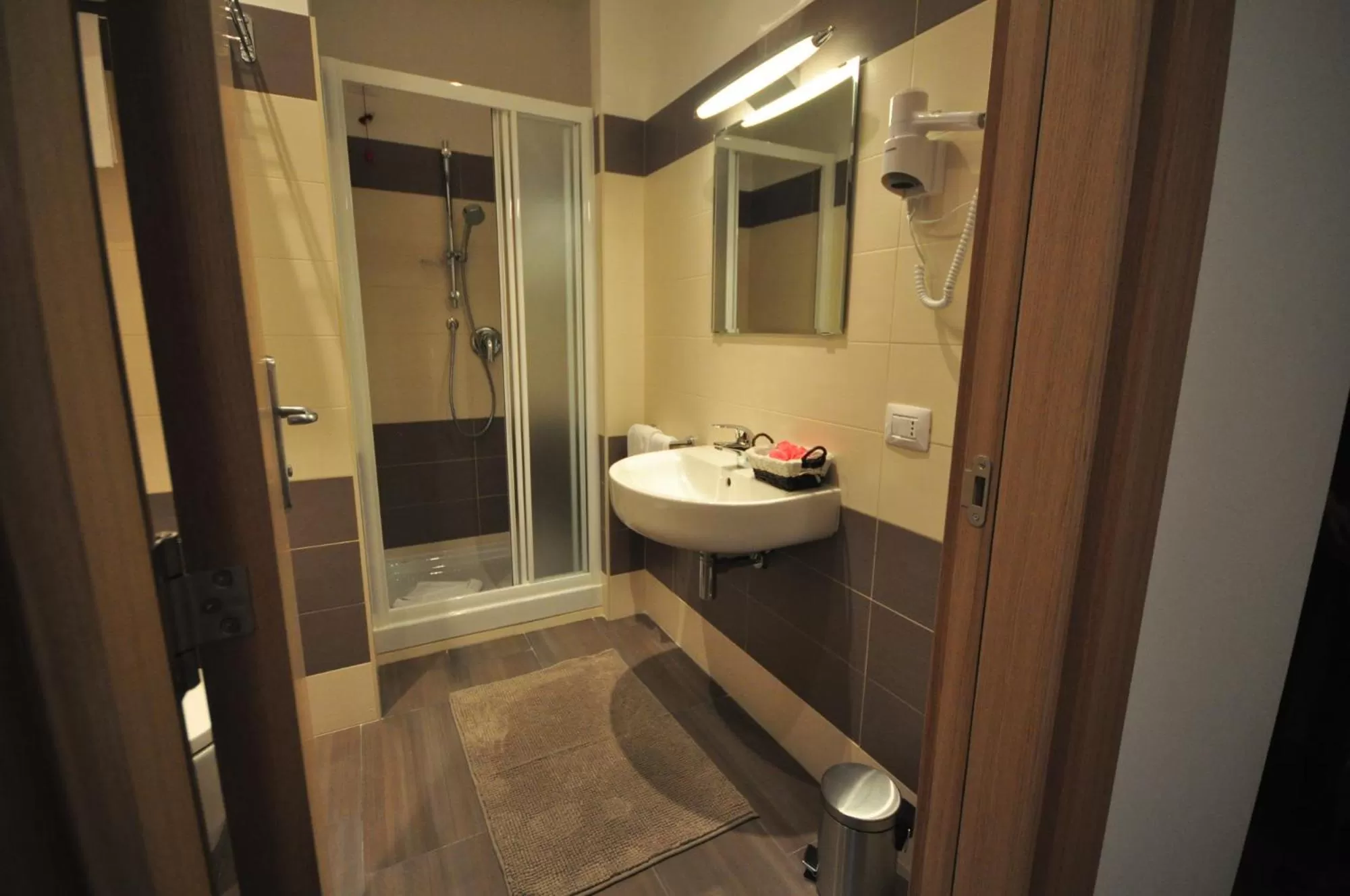 Bathroom in Hotel 325 Tor Vergata