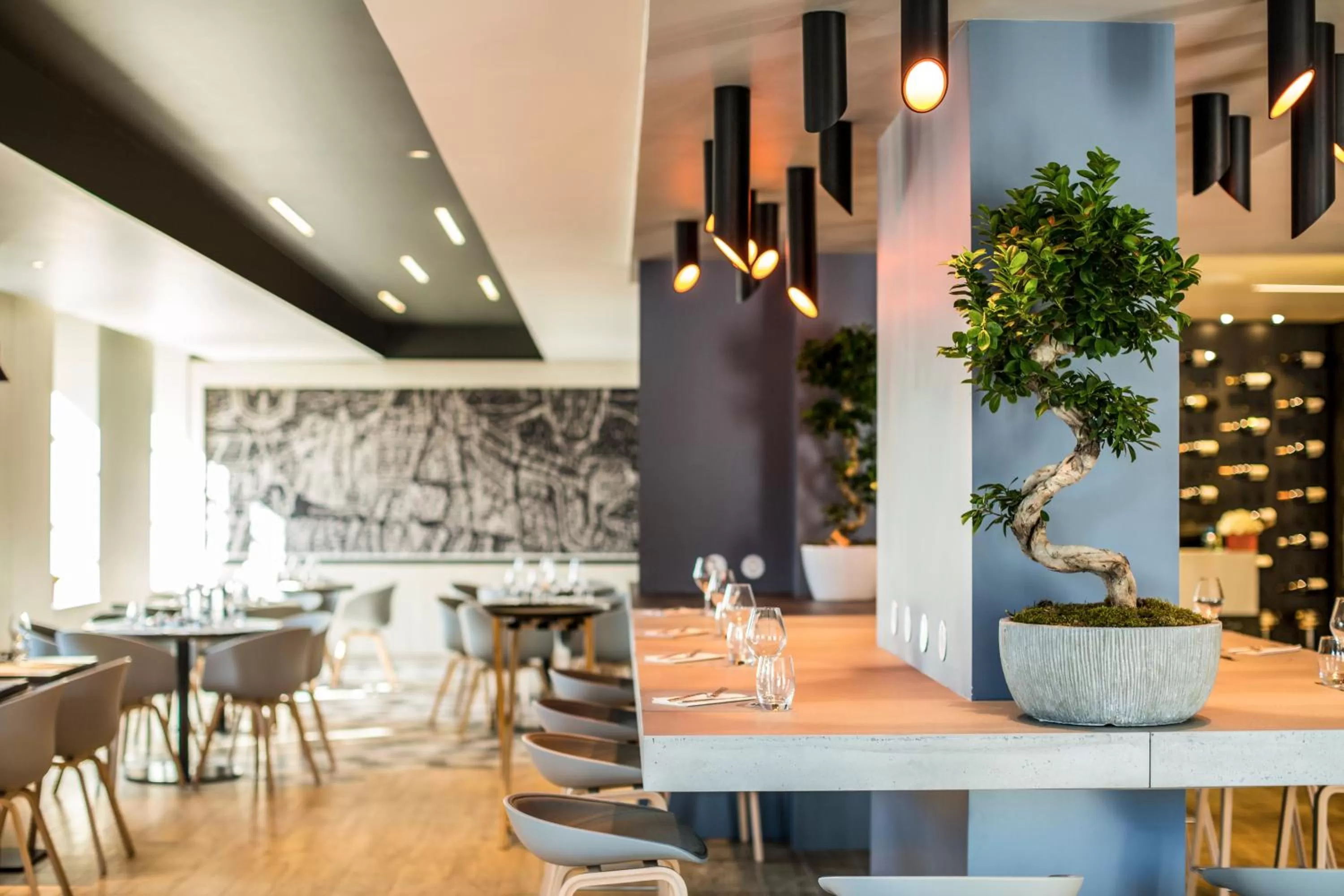 Restaurant/places to eat in Mercure Beauvais Centre Cathédrale