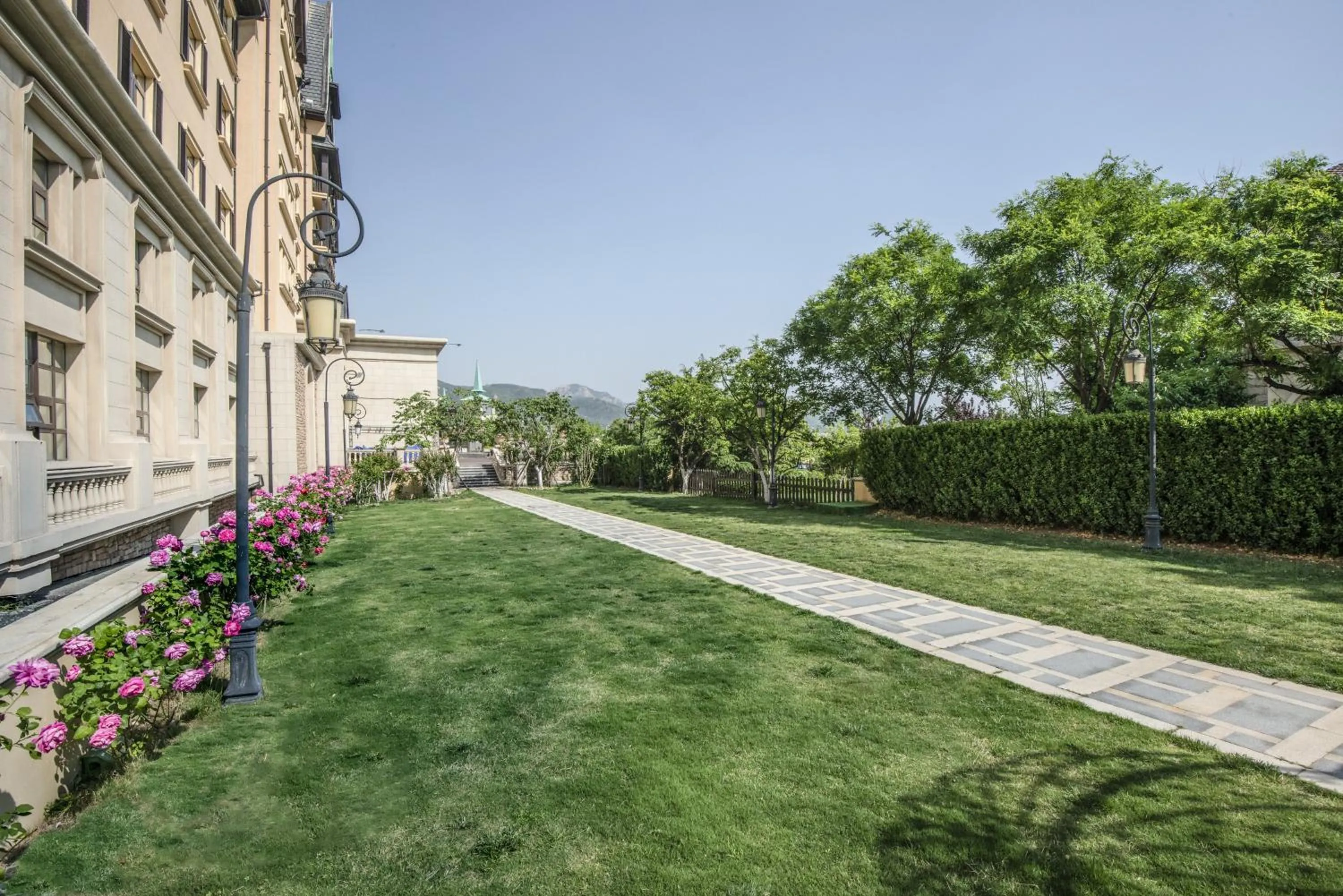 Property building in Hai Tian Expo Hotel