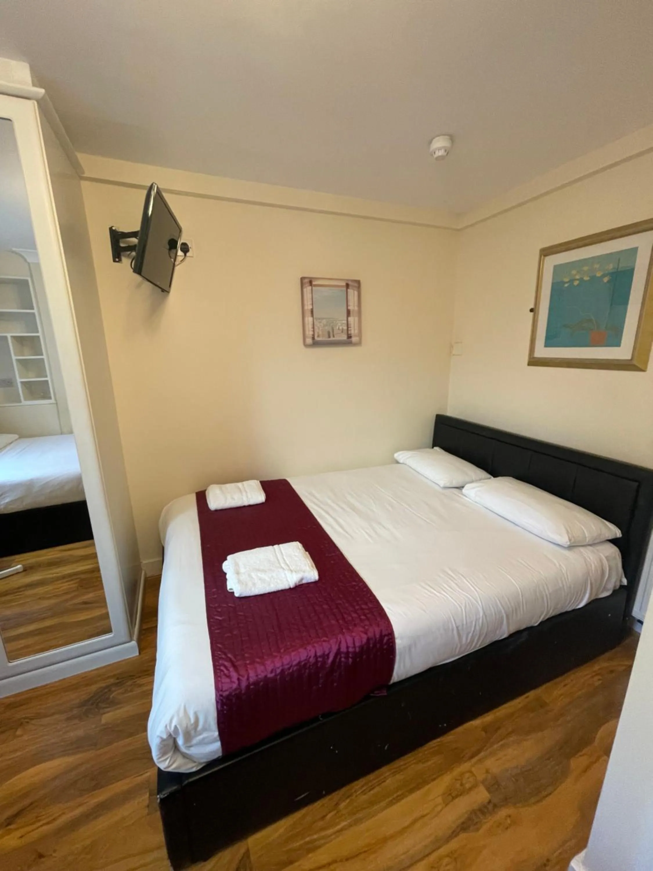 Bed in Kings Cross Hotel London