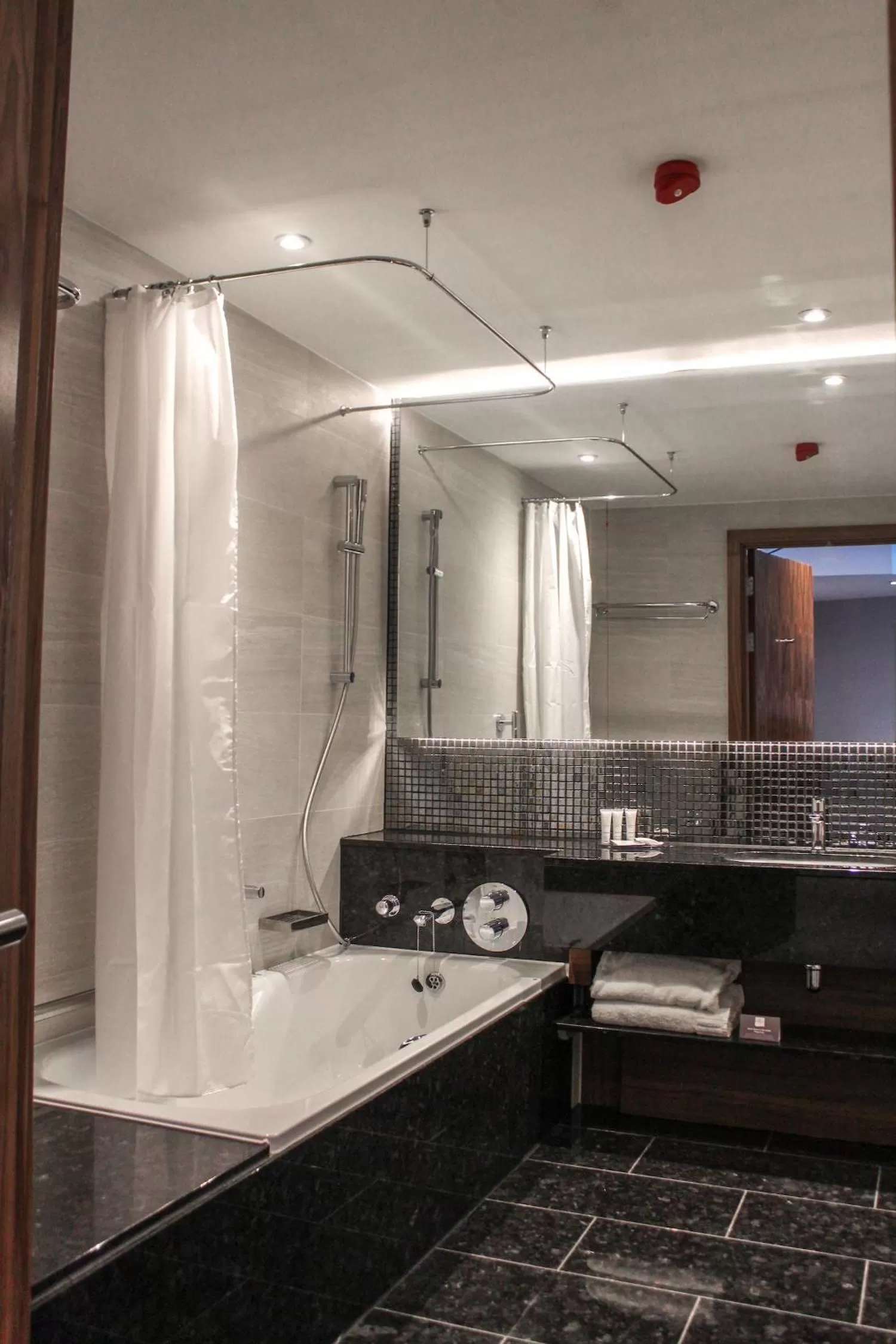 Bath in Crowne Plaza London Heathrow T4 by IHG