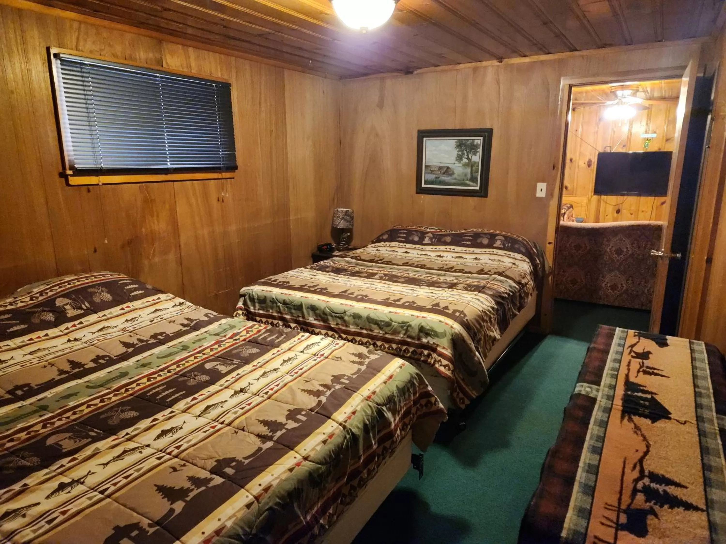 Bed in Eagle Nest Fly Shack & Lodge