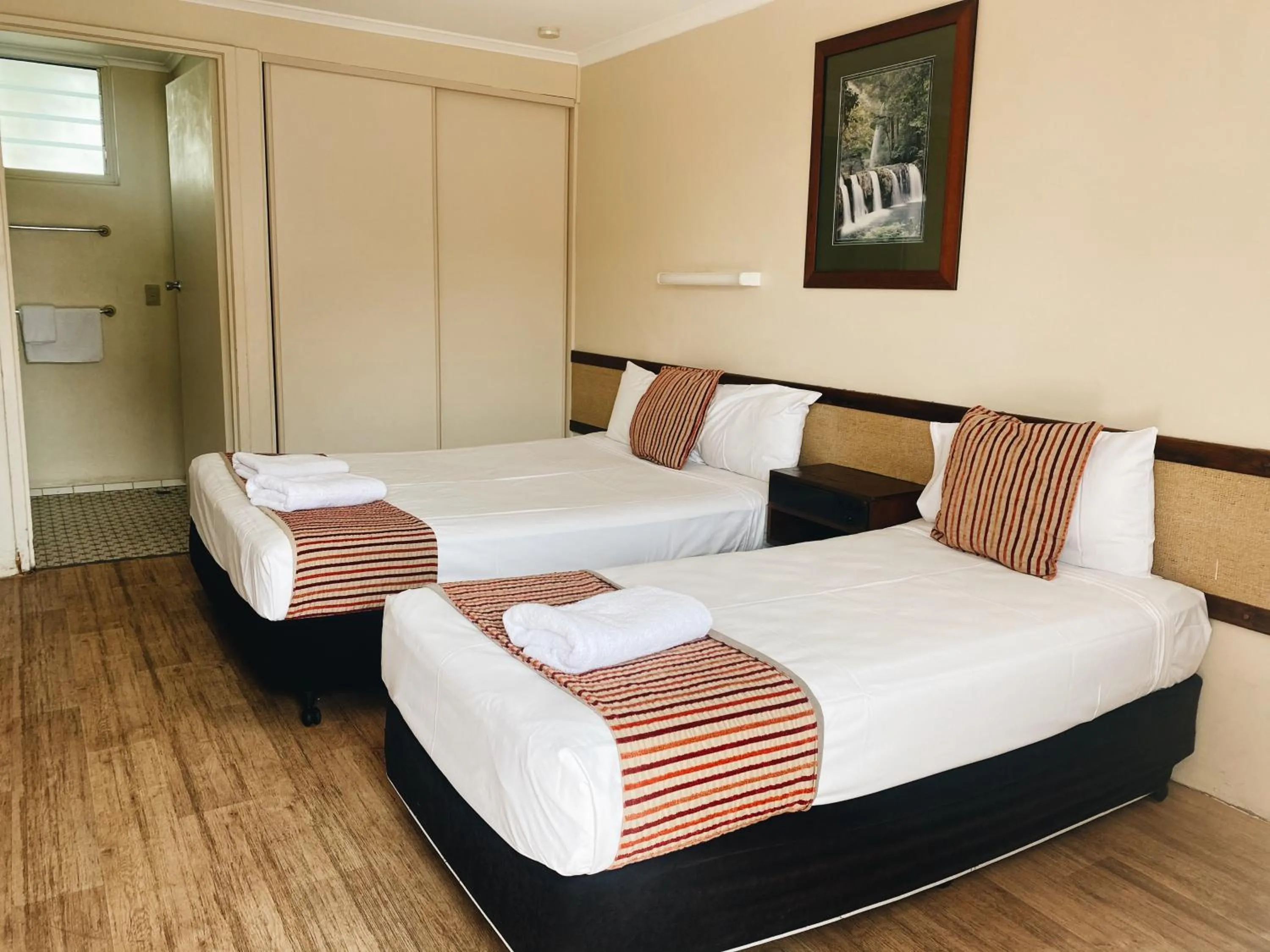 Bed in Shoredrive Motel