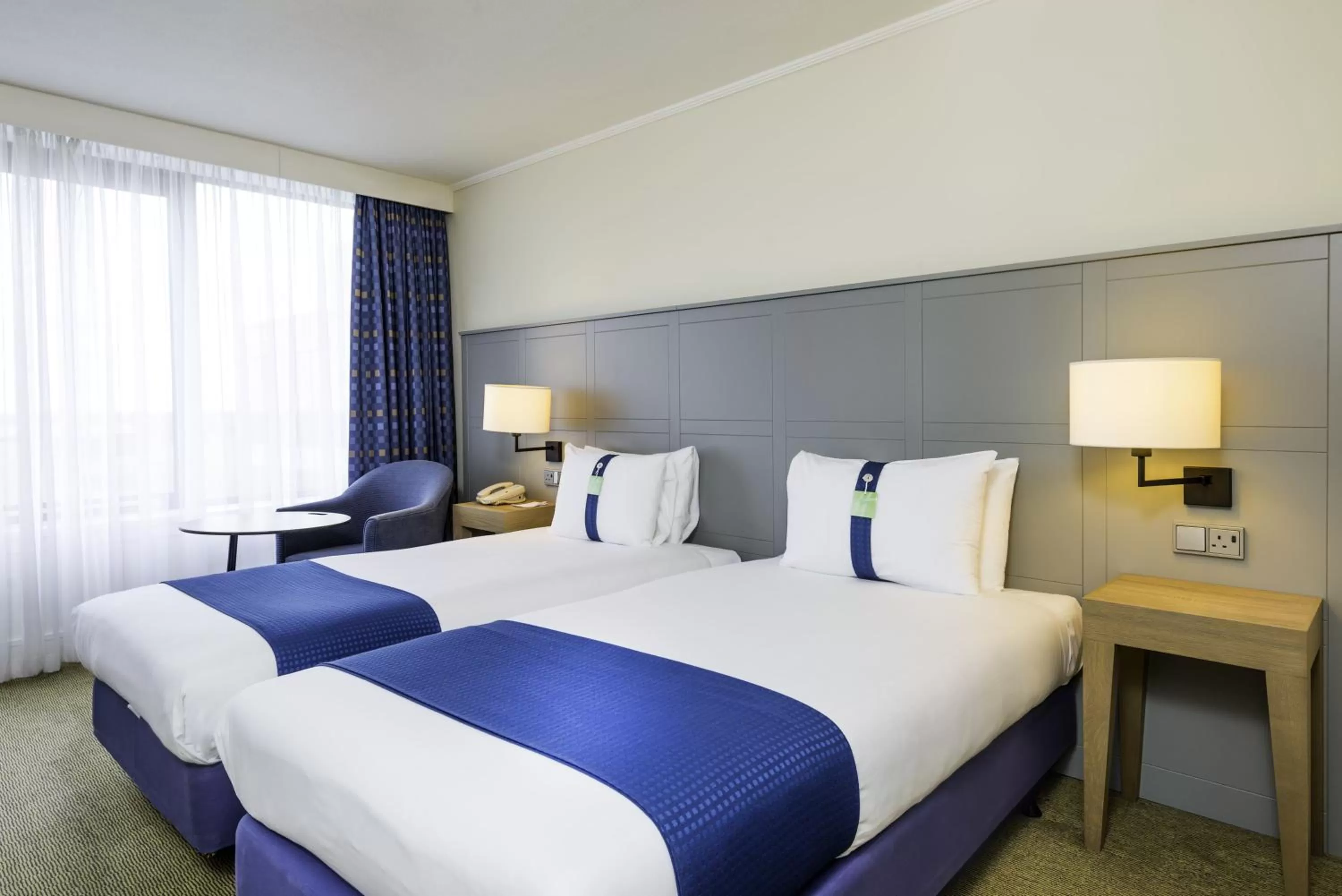 Photo of the whole room, Bed in Holiday Inn Milton Keynes Central by IHG