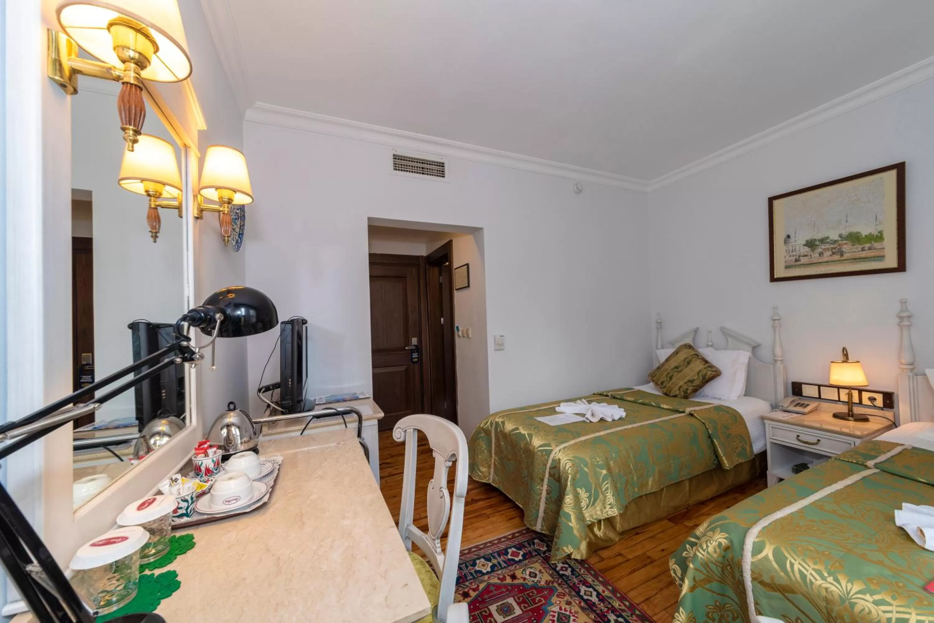 Restaurant/places to eat, Bed in Arena Hotel - Special Class