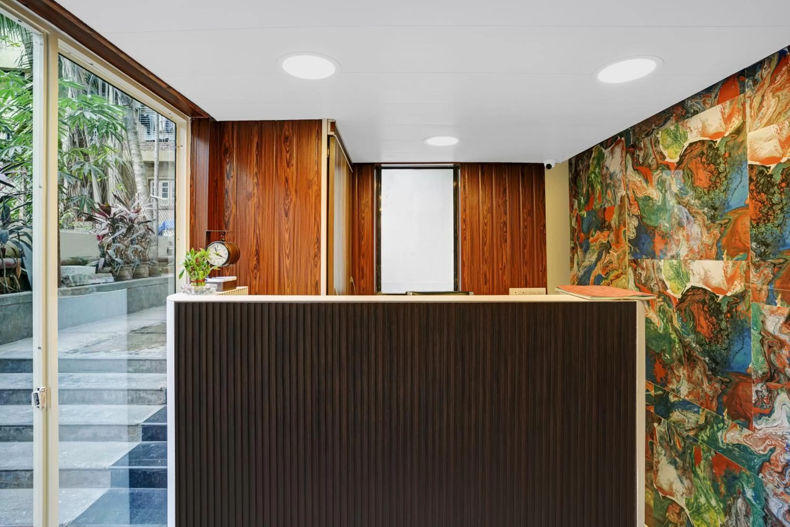 Lobby/Reception in Treebo Trend Freedom Star, Vile Parle