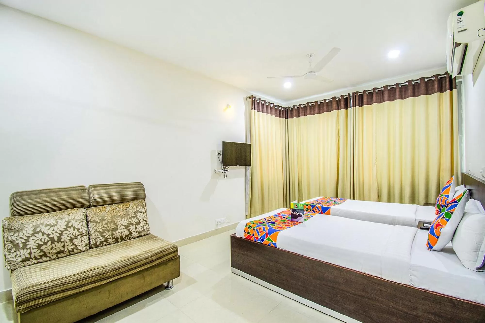 Bed in FabHotel Pride Inn - Nr TCS Deccan Park, Hitech City