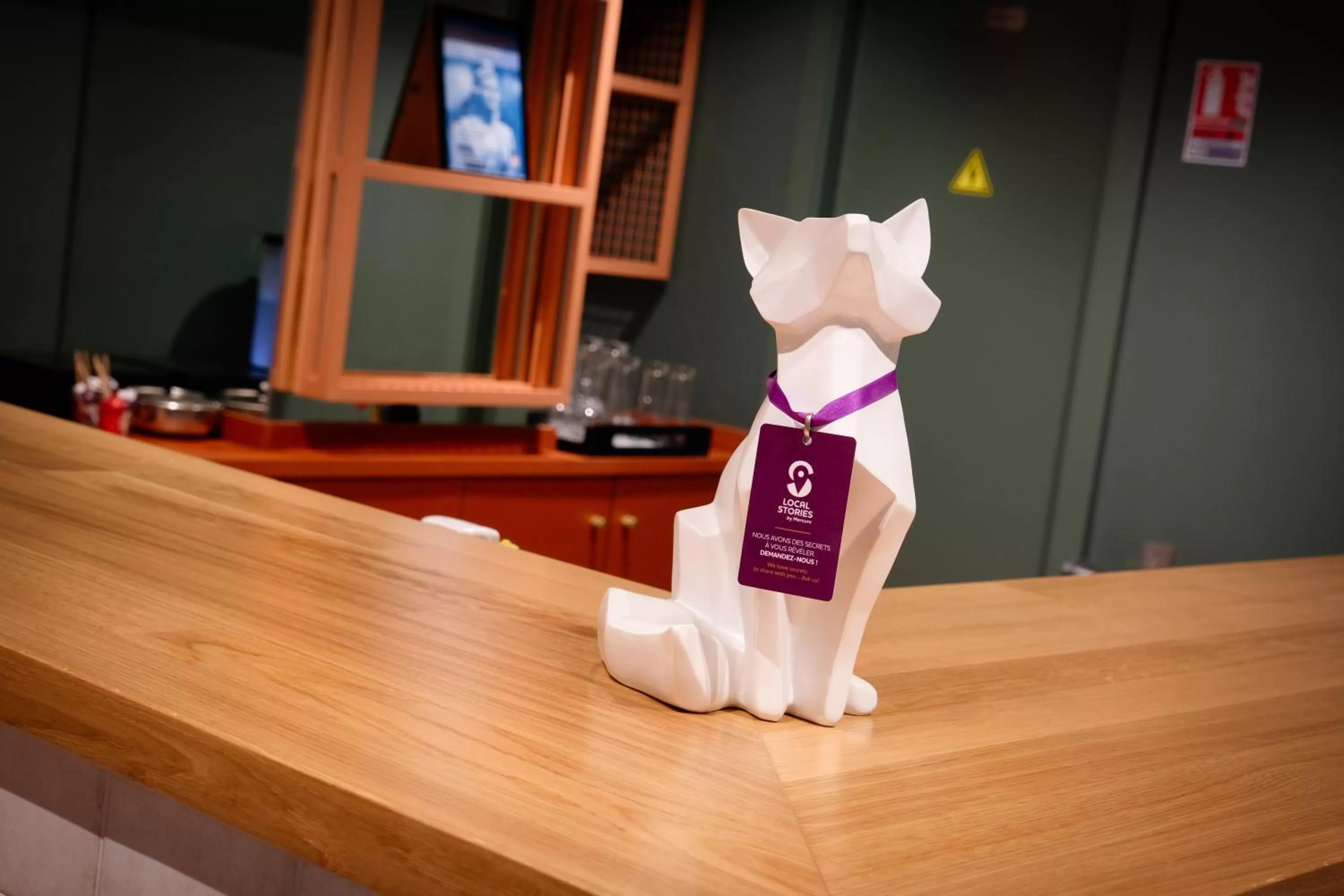 Lounge or bar in Mercure Perpignan Centre