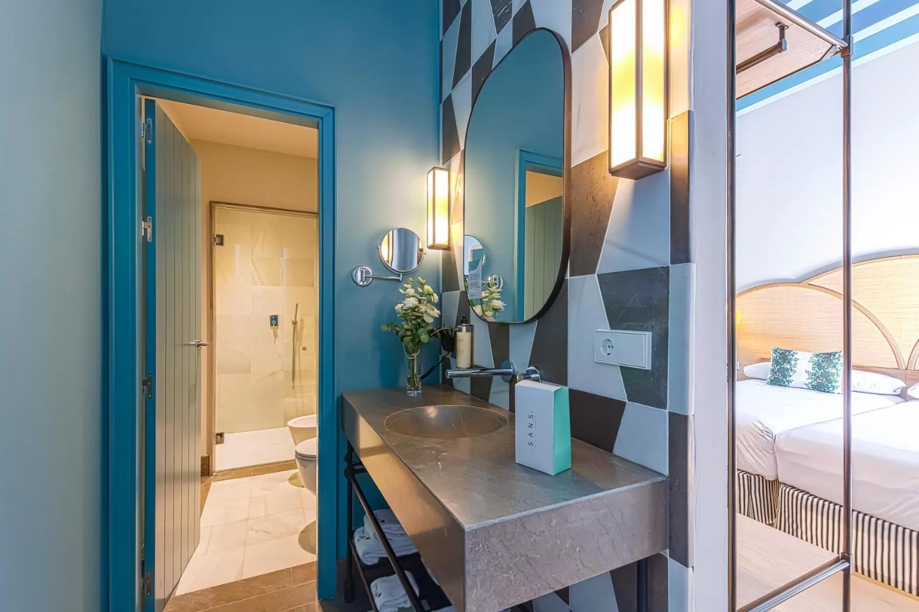 Bathroom in Intelier Casa de Indias