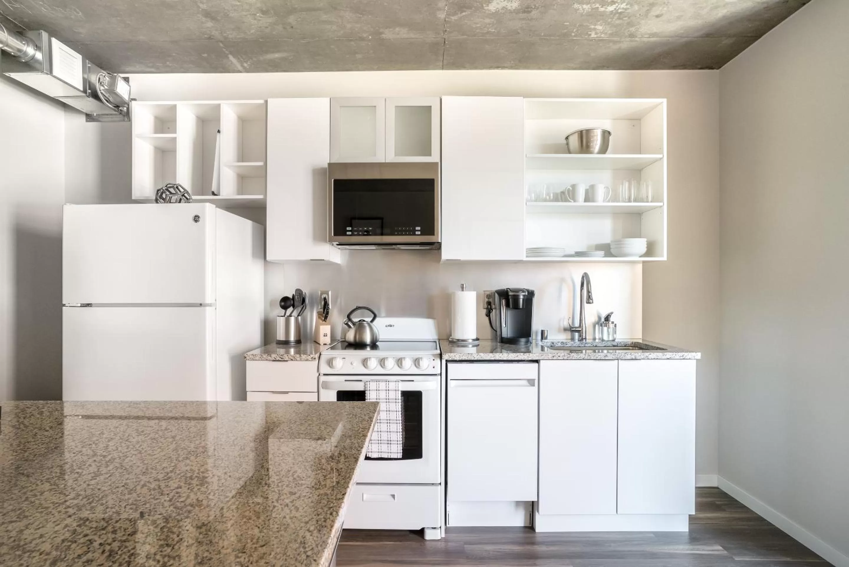 Kitchen/Kitchenette in Mint House Minneapolis - Downtown West