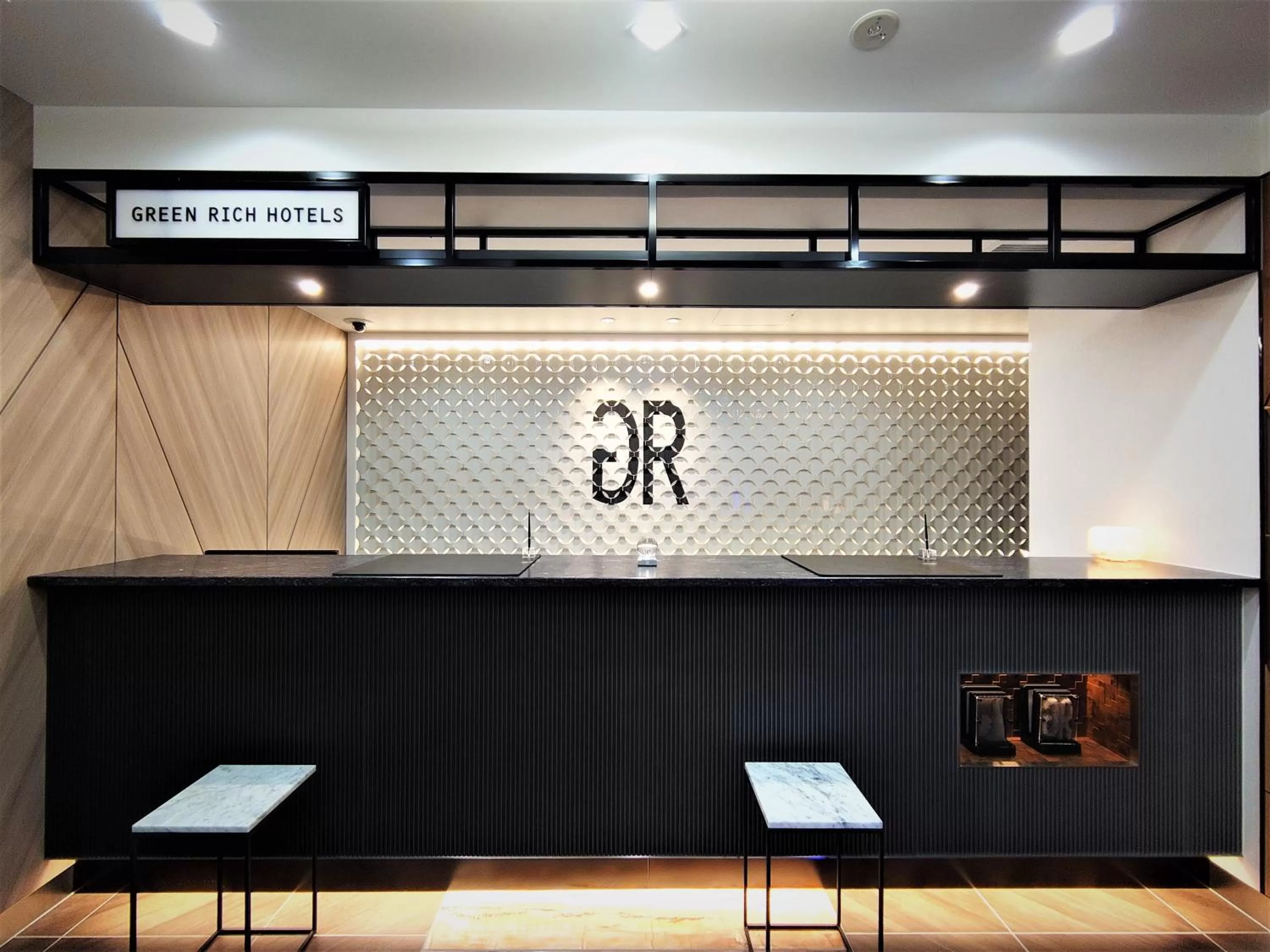 Lobby or reception in Green Rich Hotel Nagoya Nishiki (Artificial hot spring Futamata Yunohana)