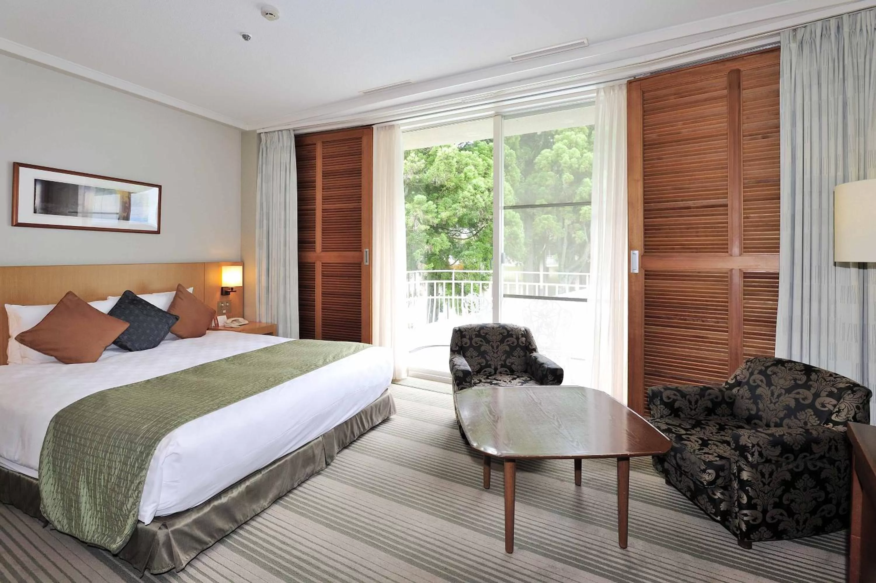 Photo of the whole room, Bed in The Prince Hakone Lake Ashinoko