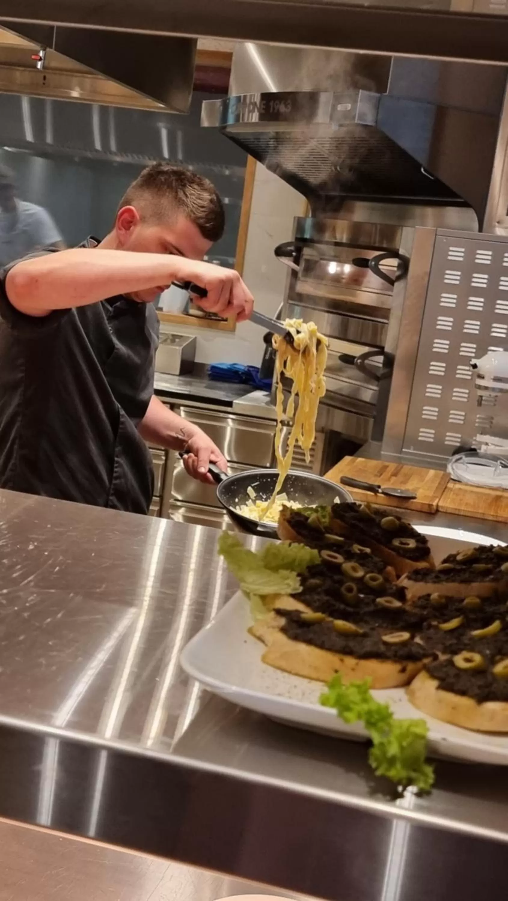 Restaurant/places to eat in Hotel Credé