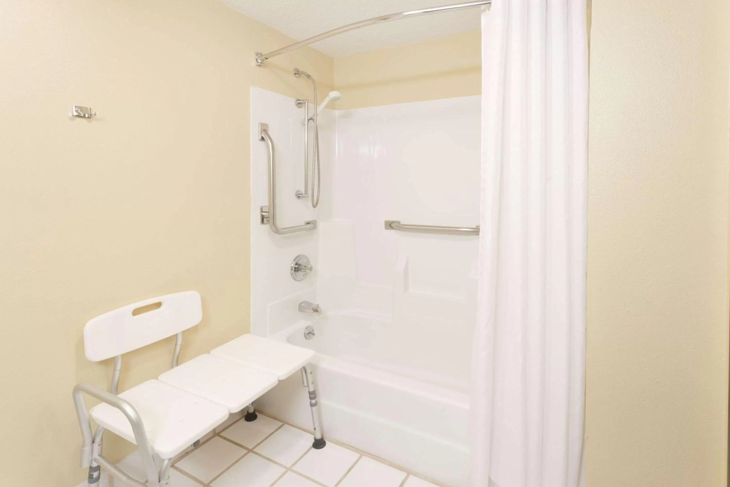 Bathroom in Super 8 by Wyndham Ottawa Starved Rock