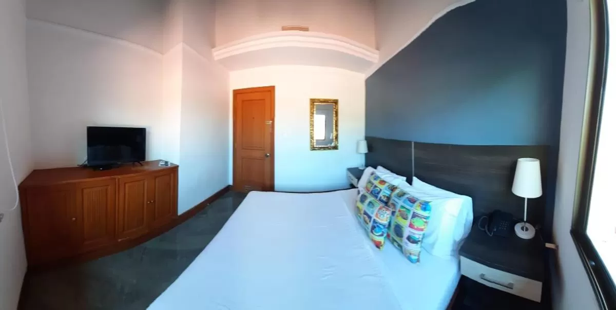 Photo of the whole room, Bed in Porto Bello Hotel Boutique