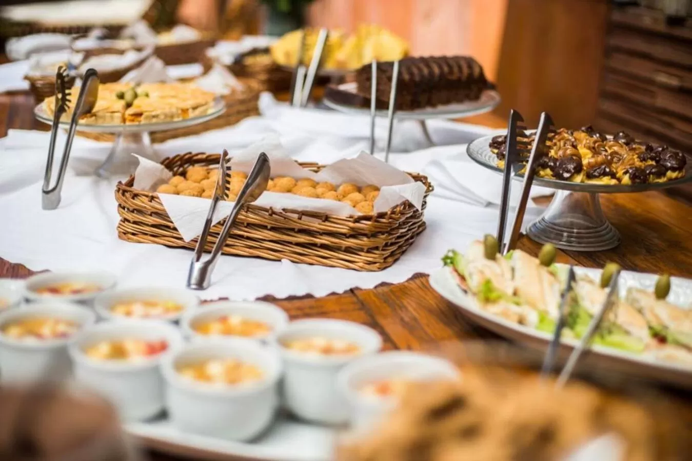 Breakfast in Carlton Plaza Baobá