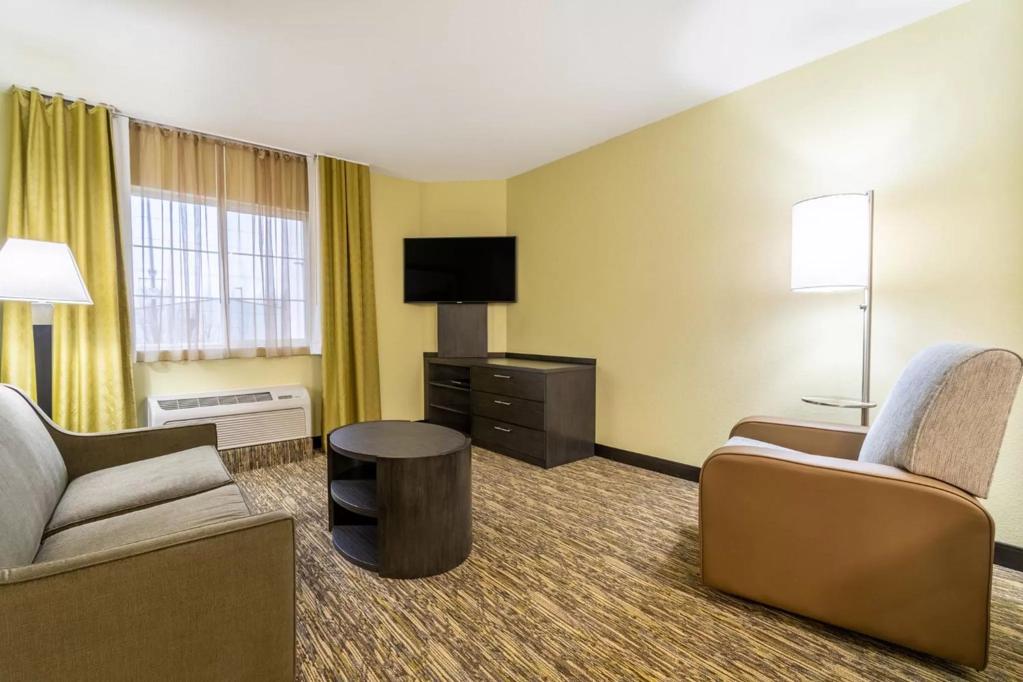 Photo of the whole room in Candlewood Suites Portland Airport by IHG