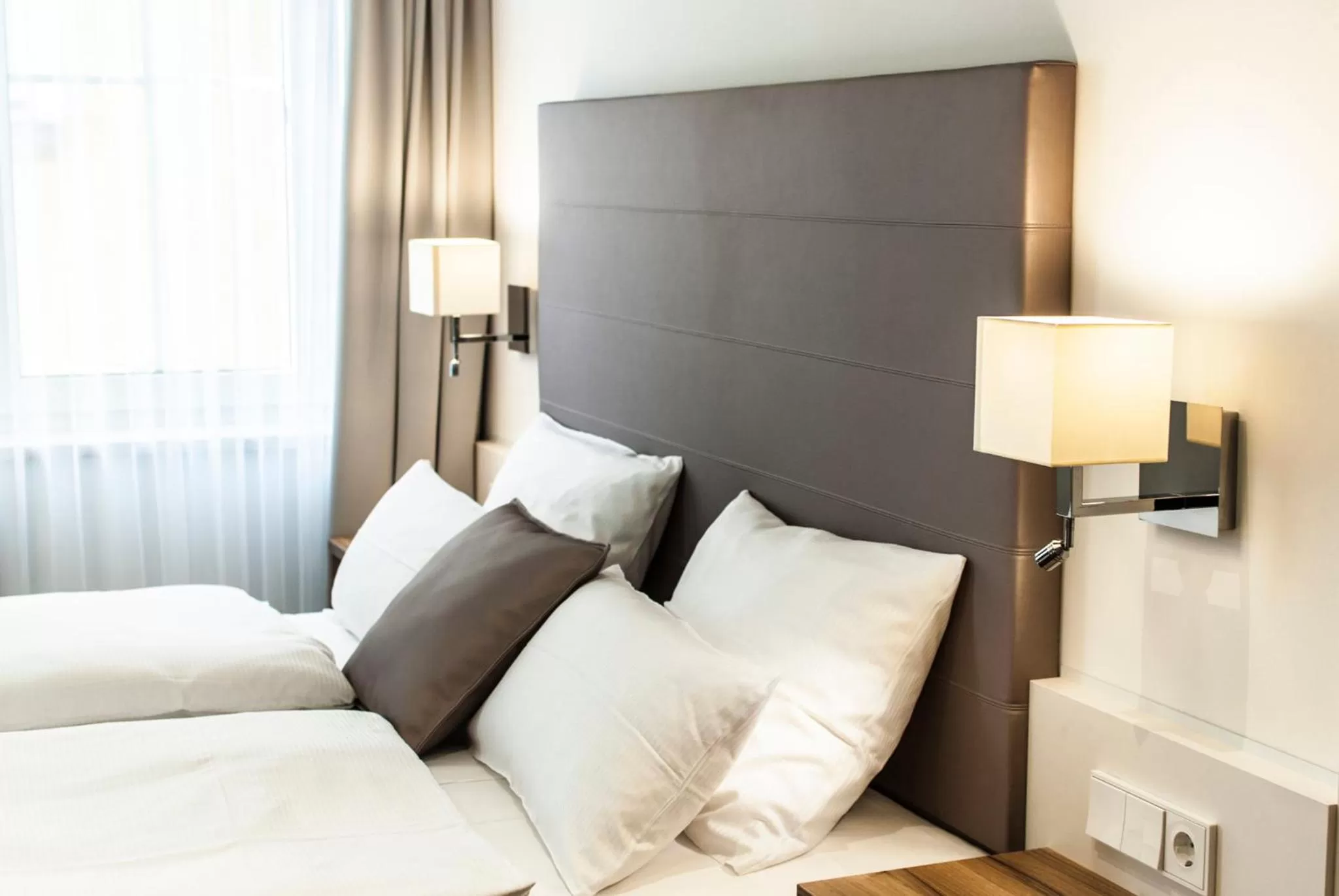 Photo of the whole room, Bed in Bayerischer Hof