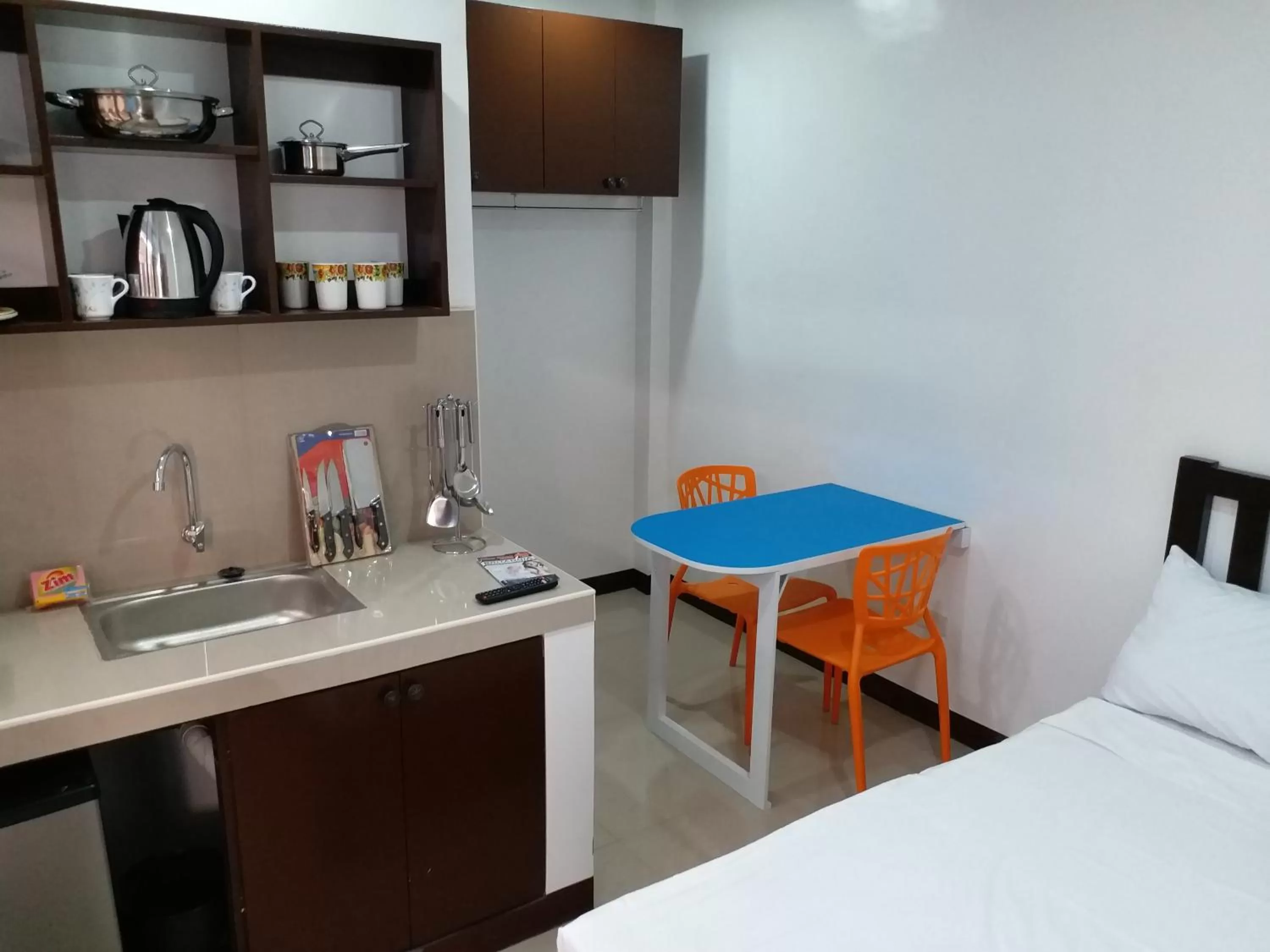 Bed in Clark-Pad Inn, Angeles City