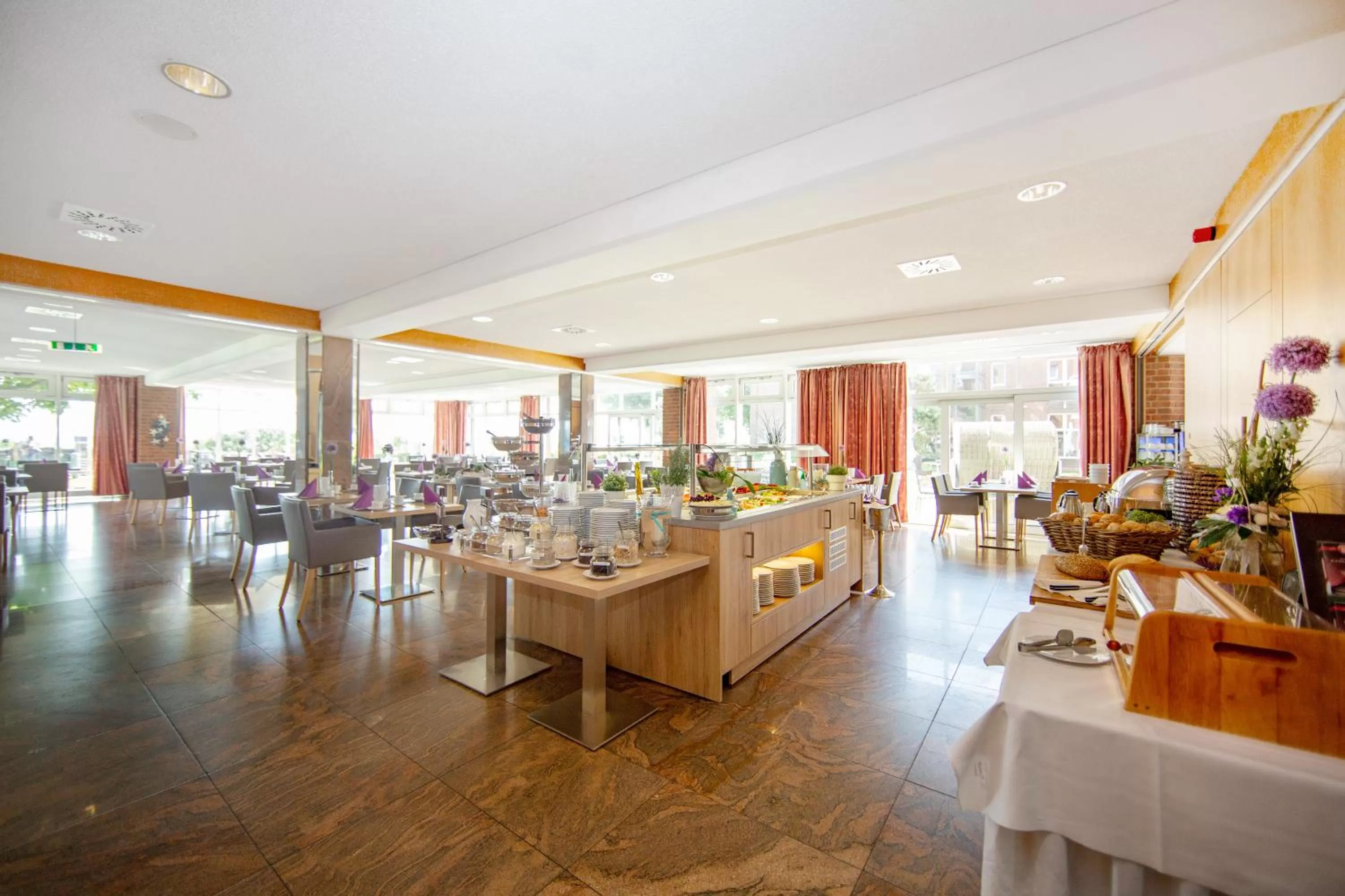 Restaurant/places to eat in Stadthotel Eckernförde