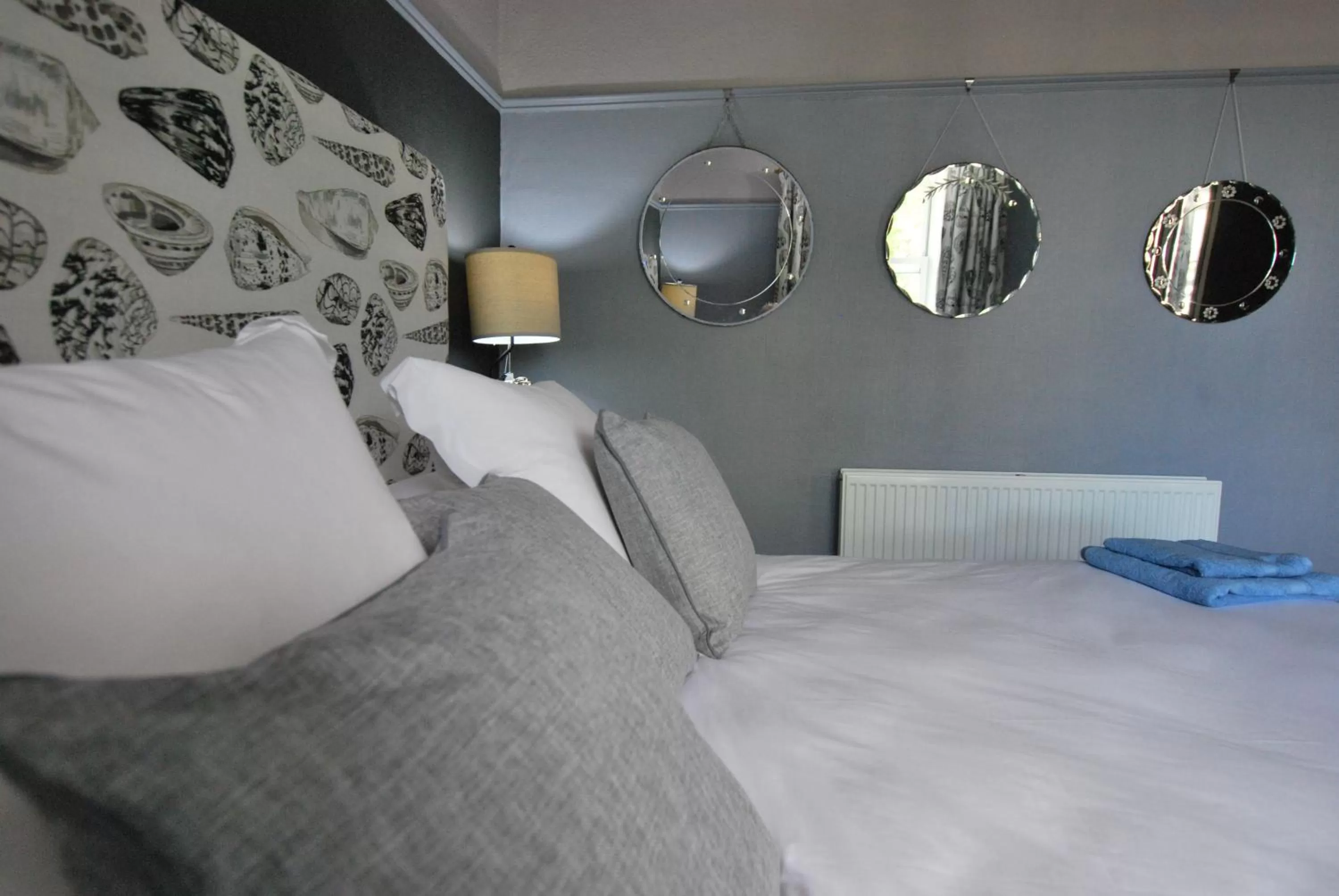 Bedroom, Bed in Kentwood Guest House