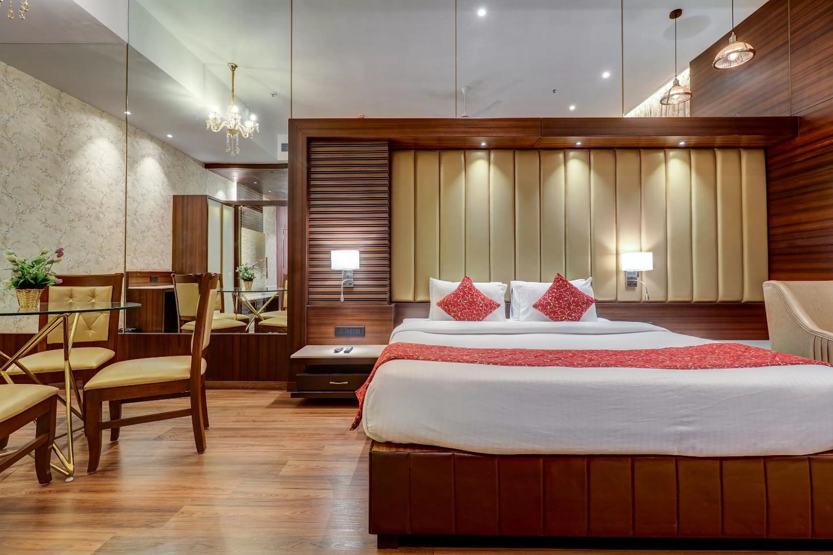 Bed in Hotel Gurudev Grand