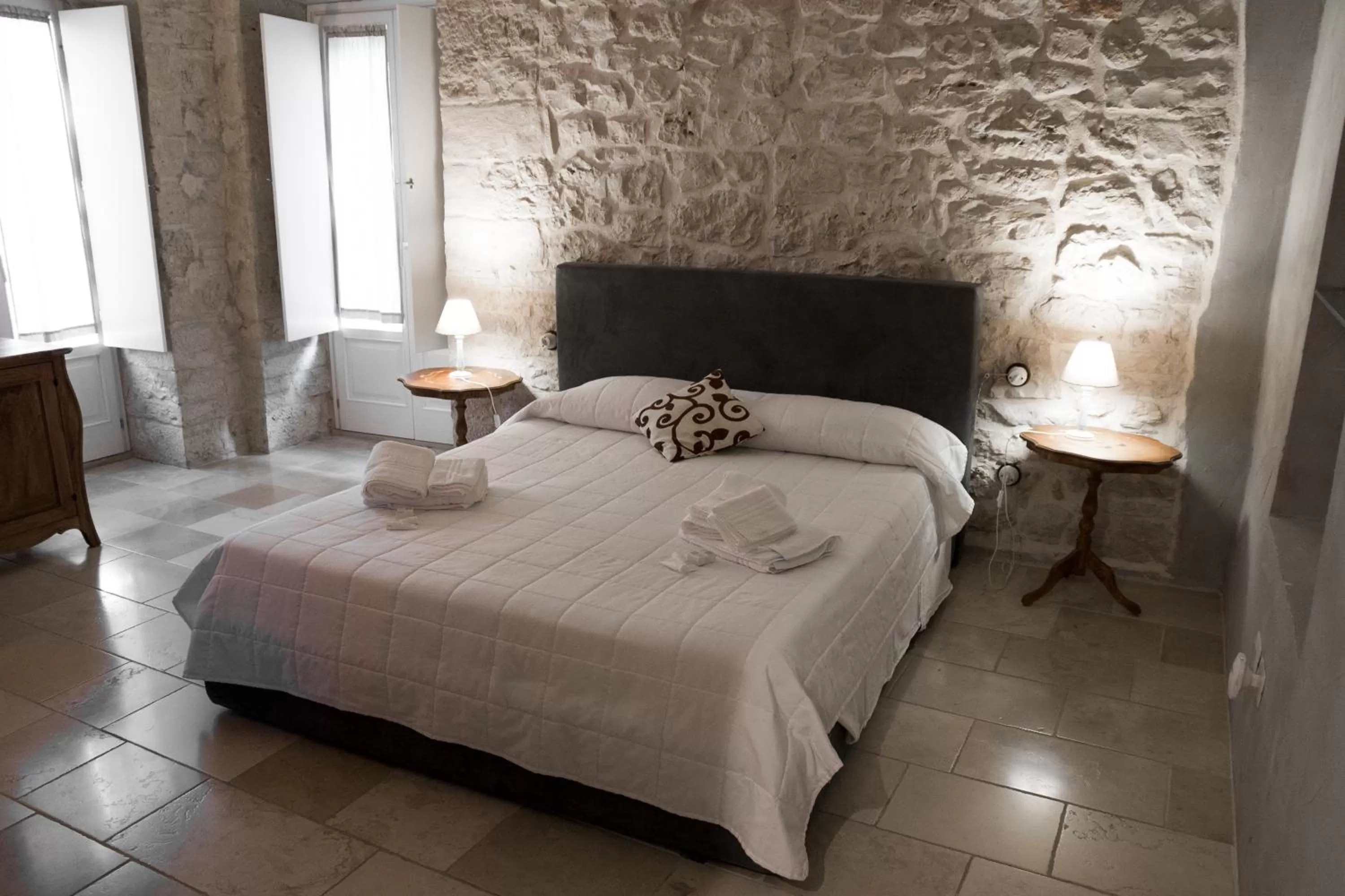 Bed in Graffiti Living - Affittacamere