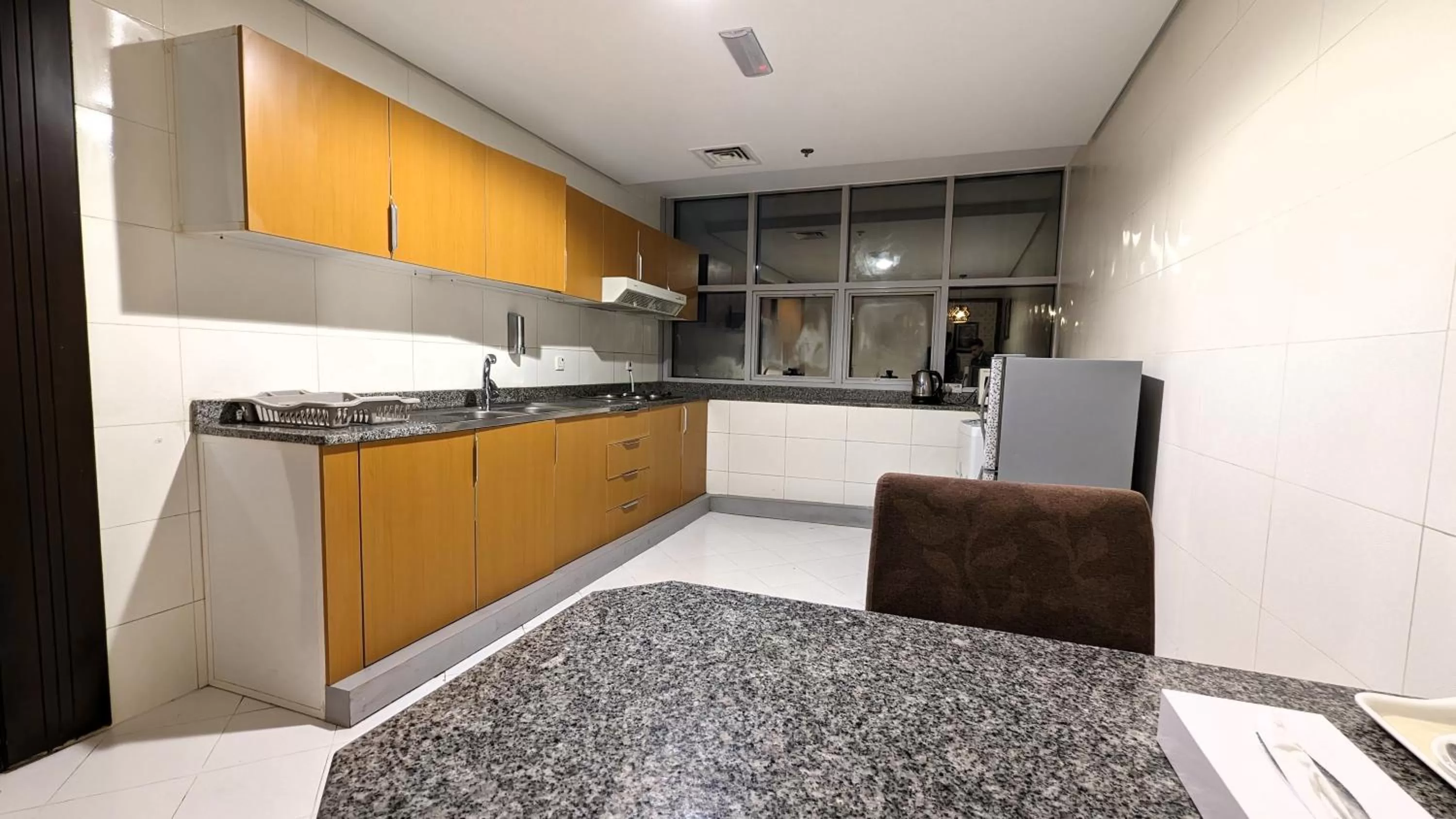 Kitchen or kitchenette in City Tower Hotel