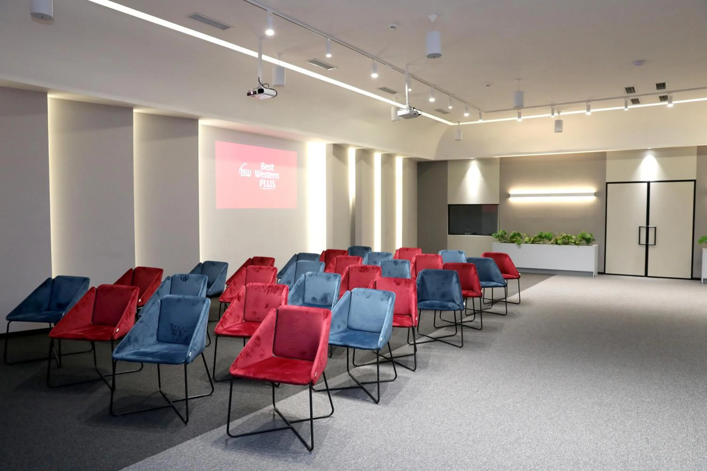 Business facilities in Best Western Plus Paradise Hotel Dilijan