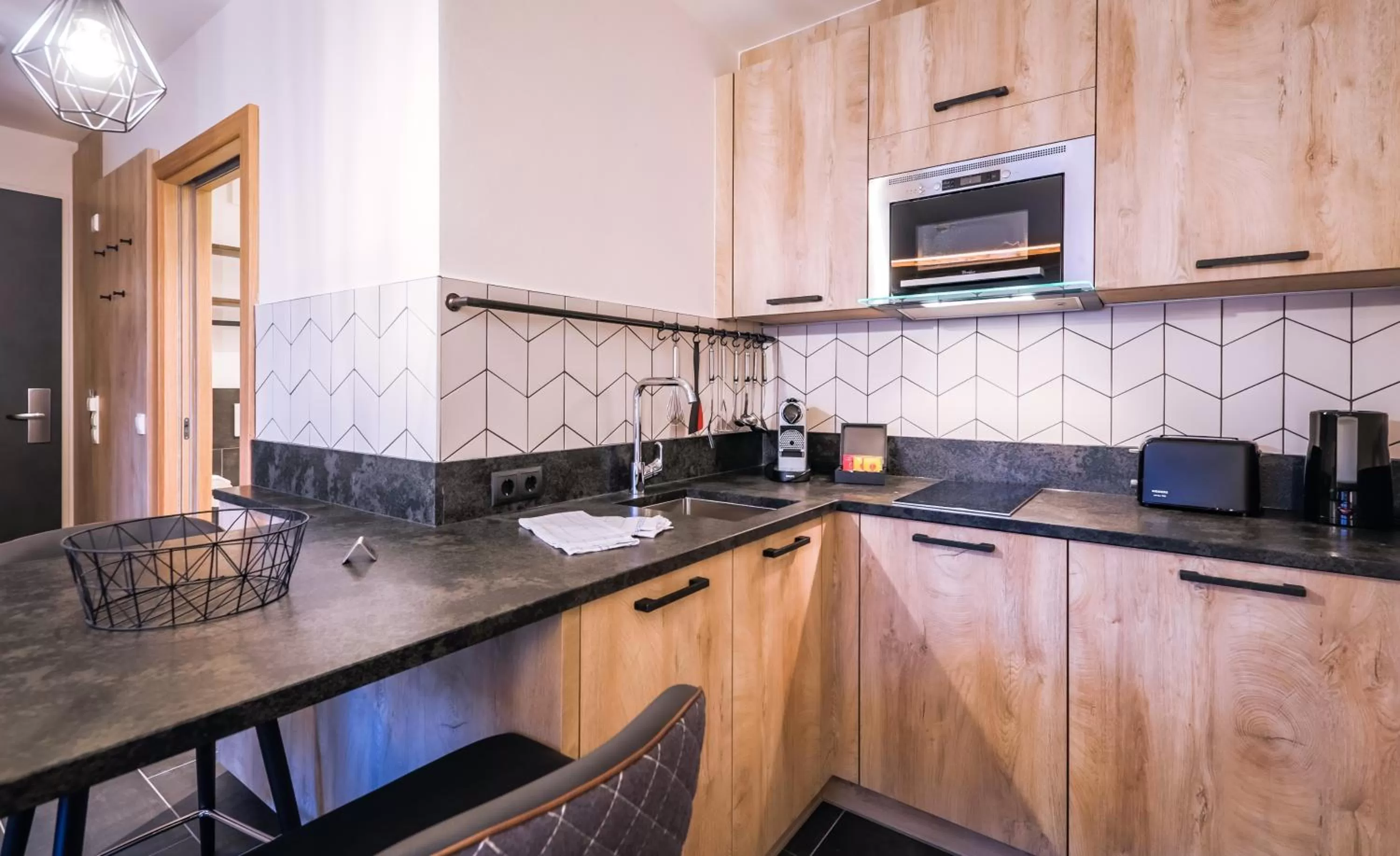 Kitchen or kitchenette in 24 by AvenidA - Mountain Hotel