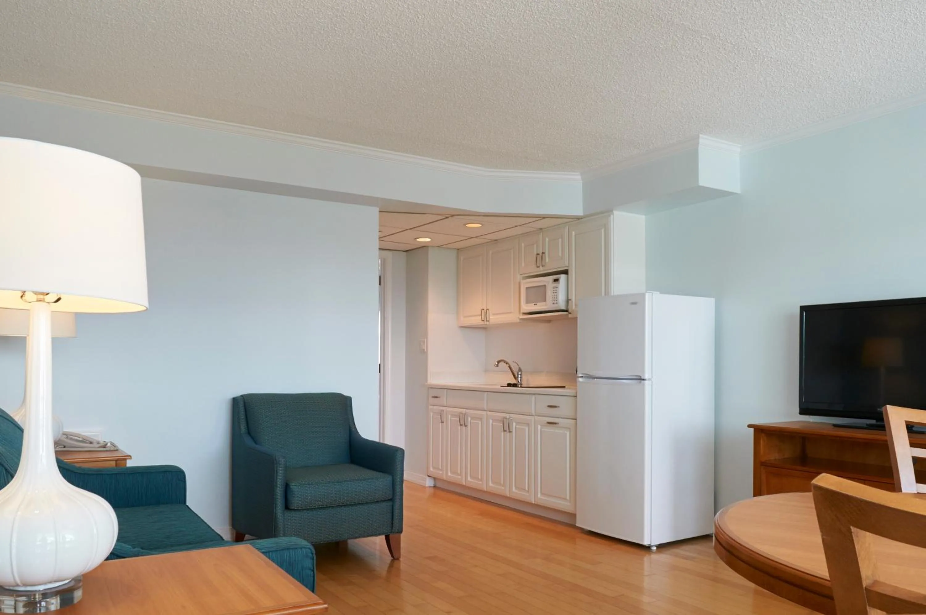 Living room in Sea Crest Inn