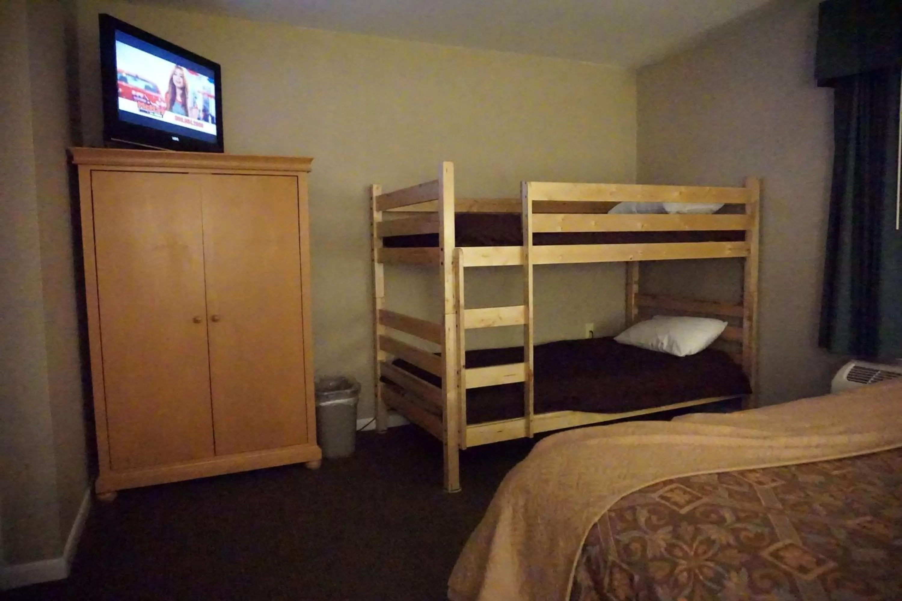 Photo of the whole room in Best Western Chincoteague Island