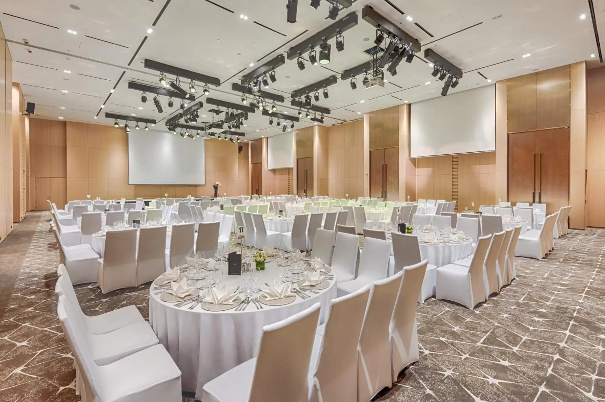 Business facilities in Shilla Monogram Danang