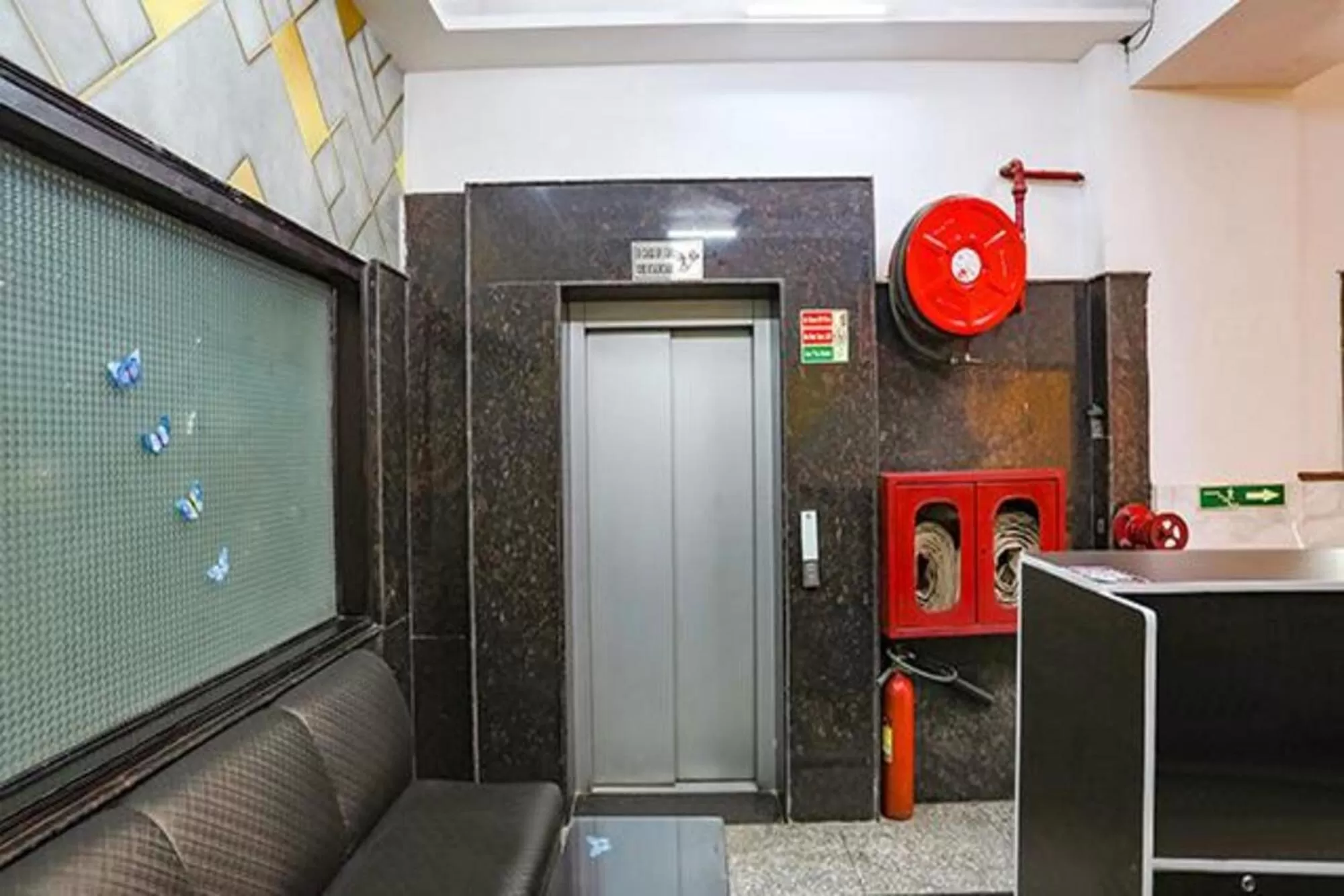 Property building in FabHotel F9 NSP - Near Pacific Mall Pitampura