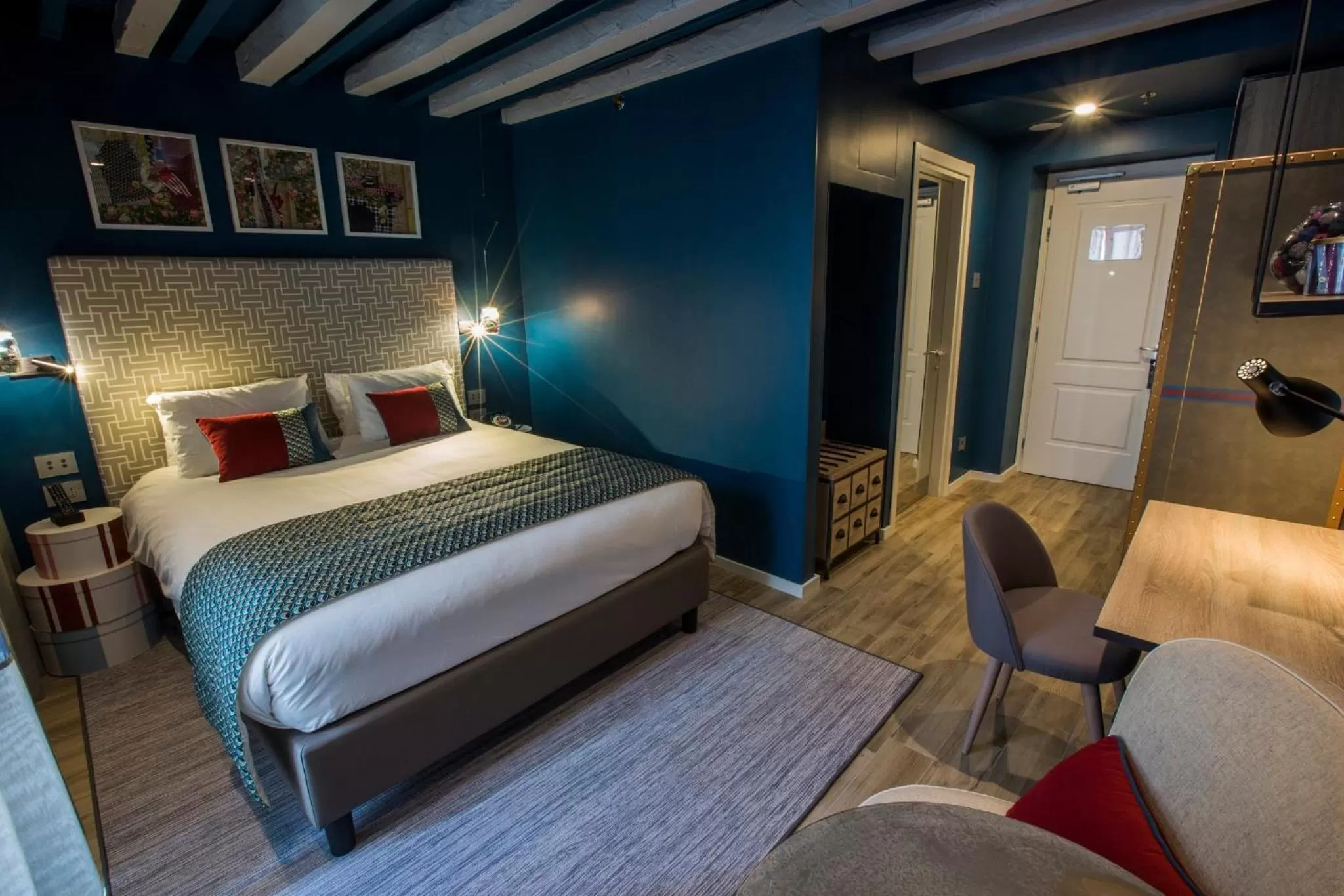 Photo of the whole room, Bed in Hotel Indigo Milan - Corso Monforte by IHG