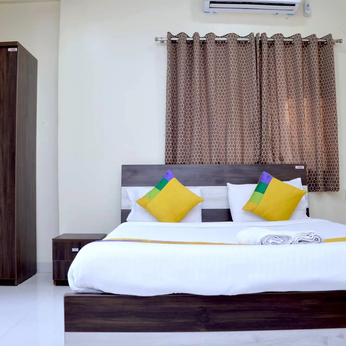 Bed in Hotel Bestow Inn Koregaon Park Pune -Near Osho Ashram