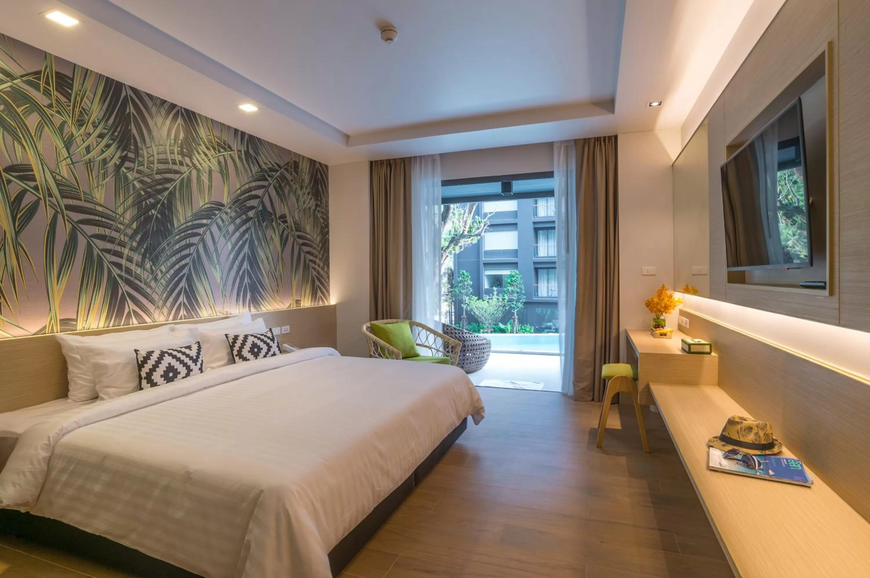 Photo of the whole room, Bed in Panan Krabi Resort