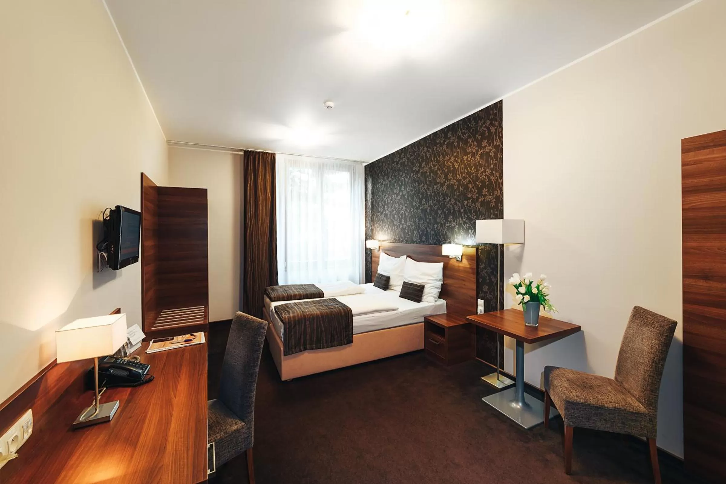 Photo of the whole room, Bed in Hotel Biograf