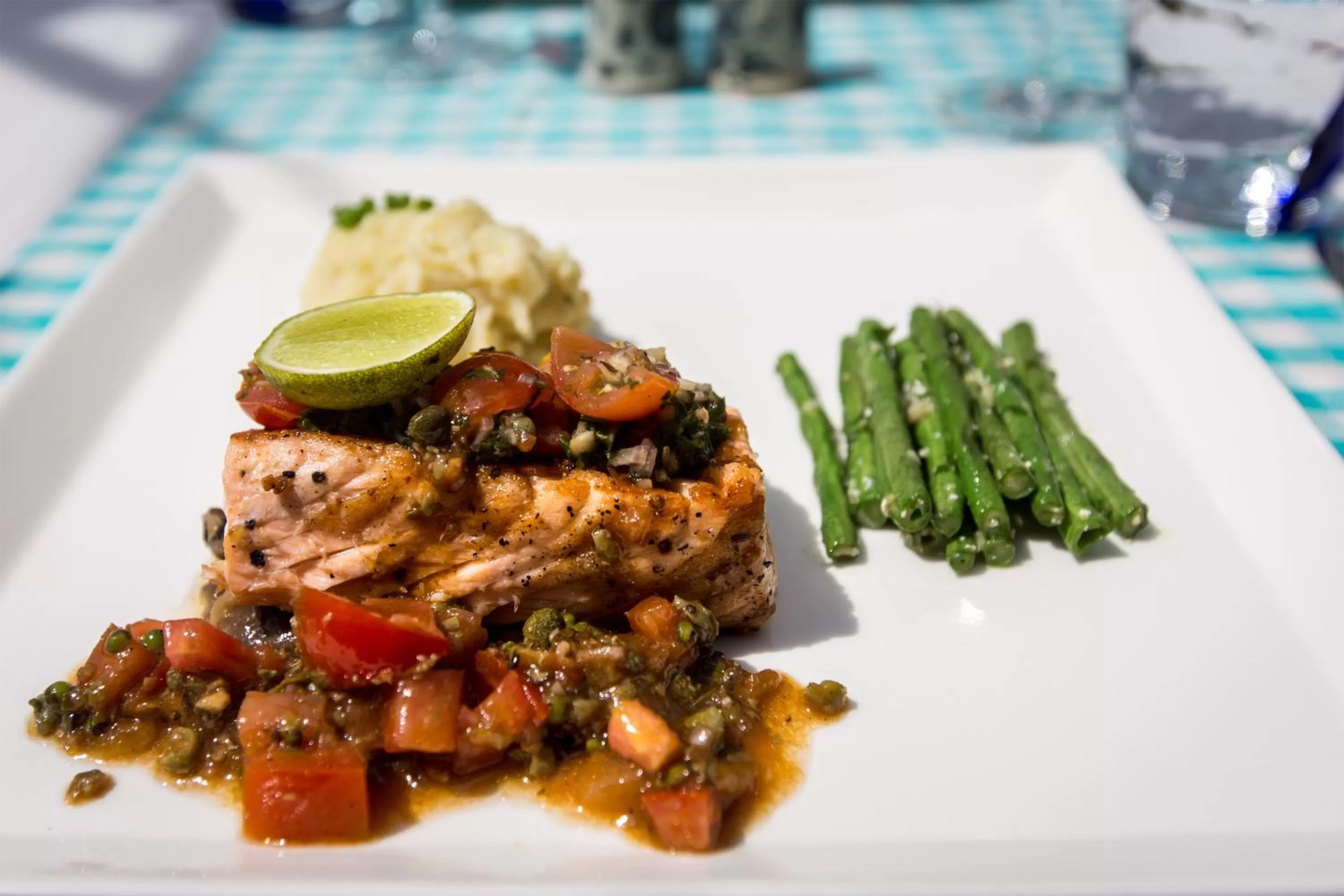 Food and drinks in De Sarann Villa