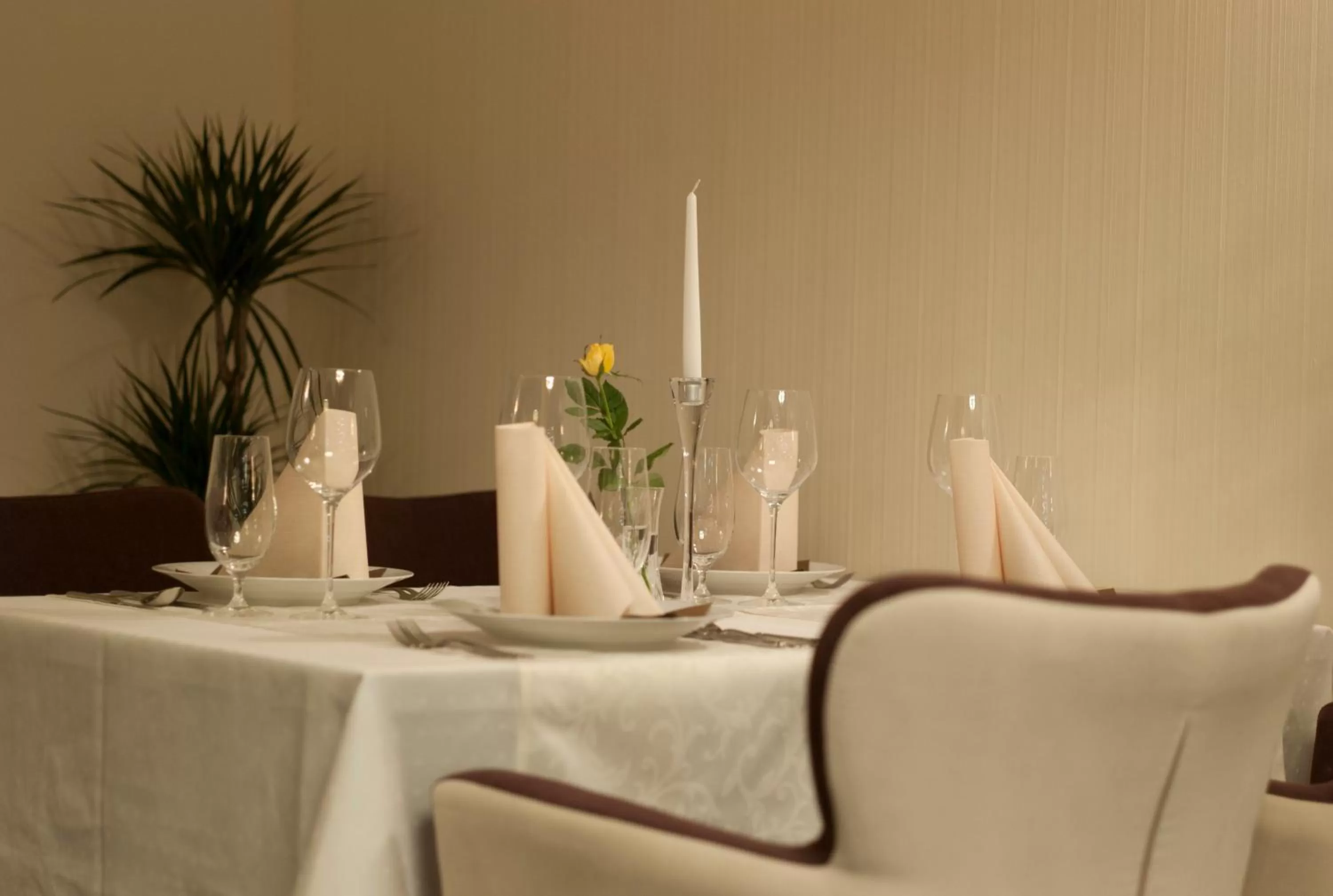 Restaurant/places to eat in WELLNESS HOTEL LÖWE