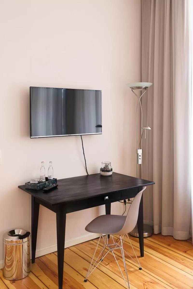 TV and multimedia in Hotel Anna