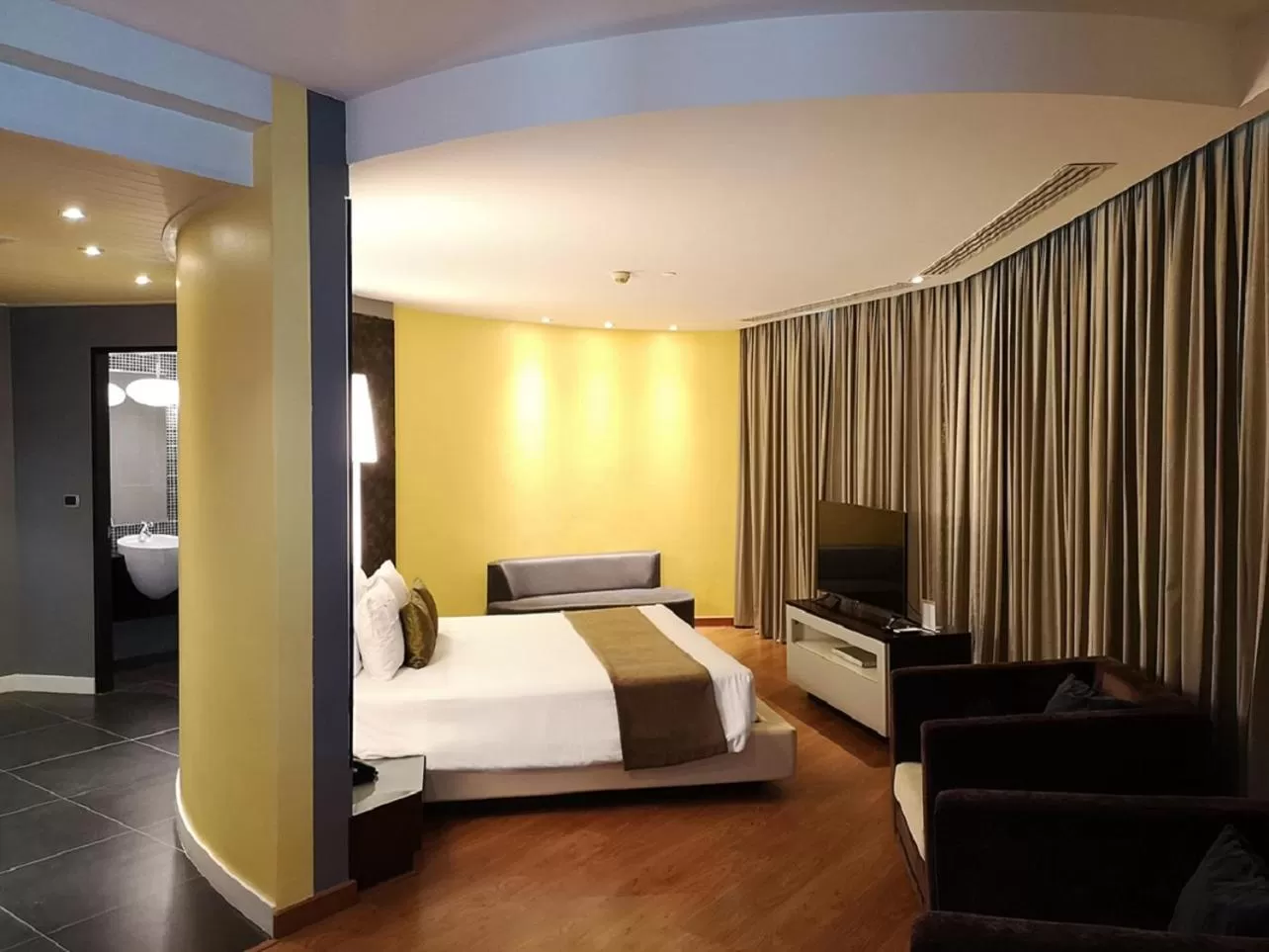 Bedroom, Bed in The Zign Hotel