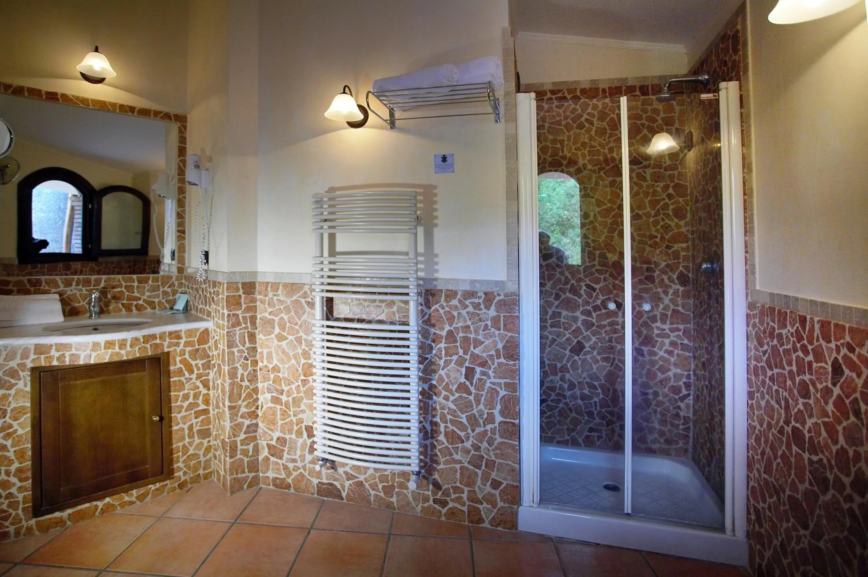 Shower in Airone Wellness Hotel