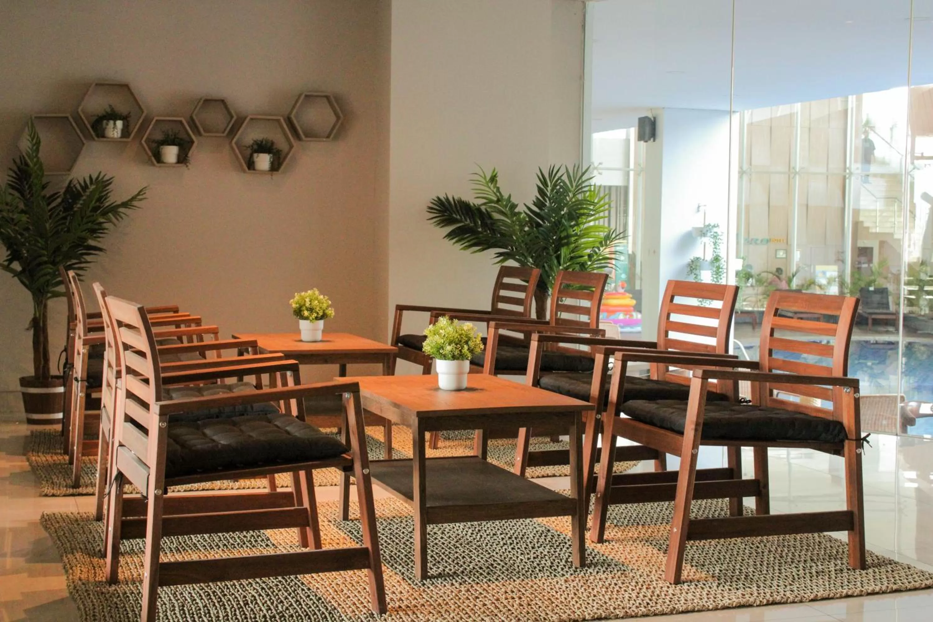 Swimming pool in Antero Hotel Jababeka Cikarang