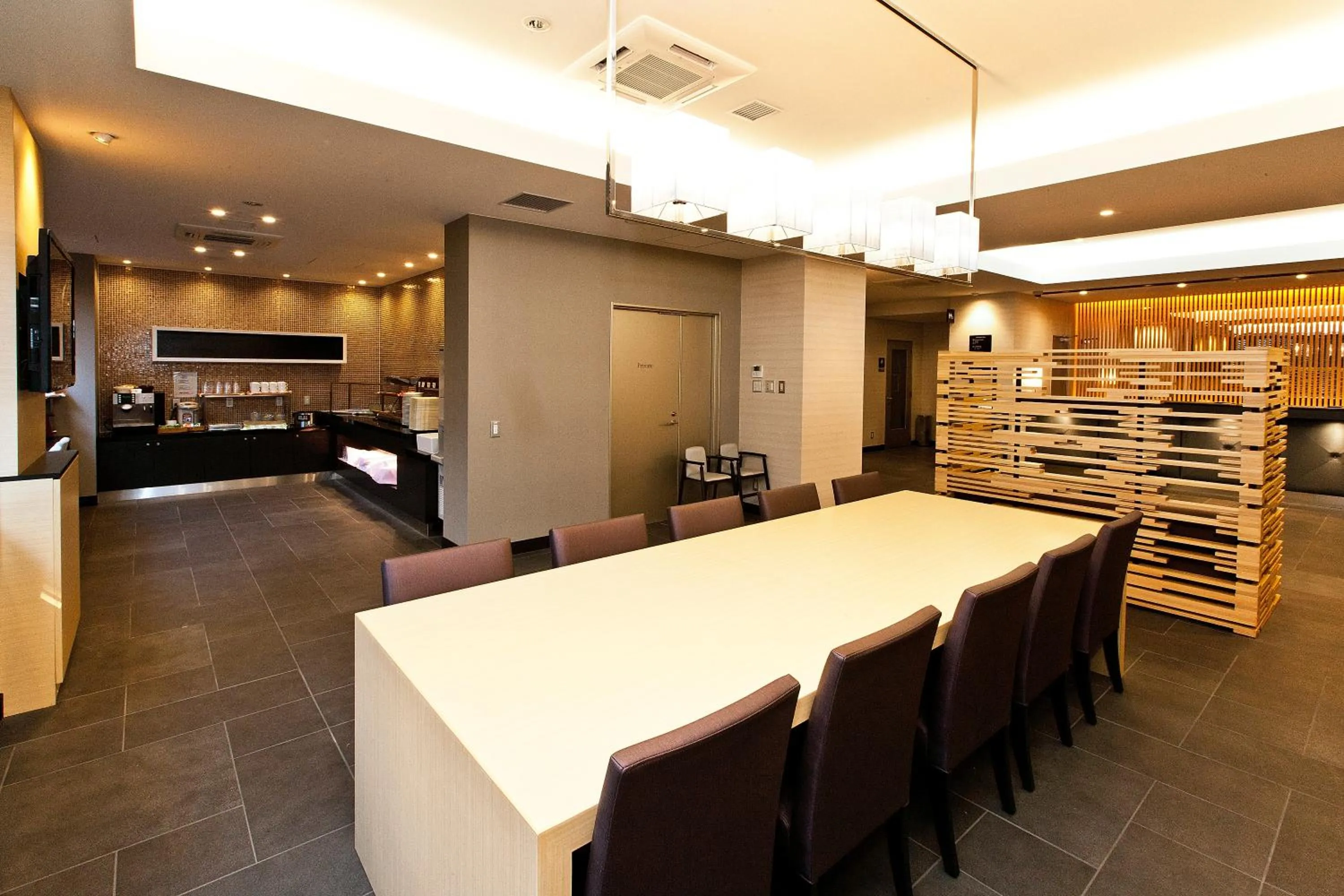 Restaurant/places to eat in Sotetsu Fresa Inn Nihombashi-Ningyocho