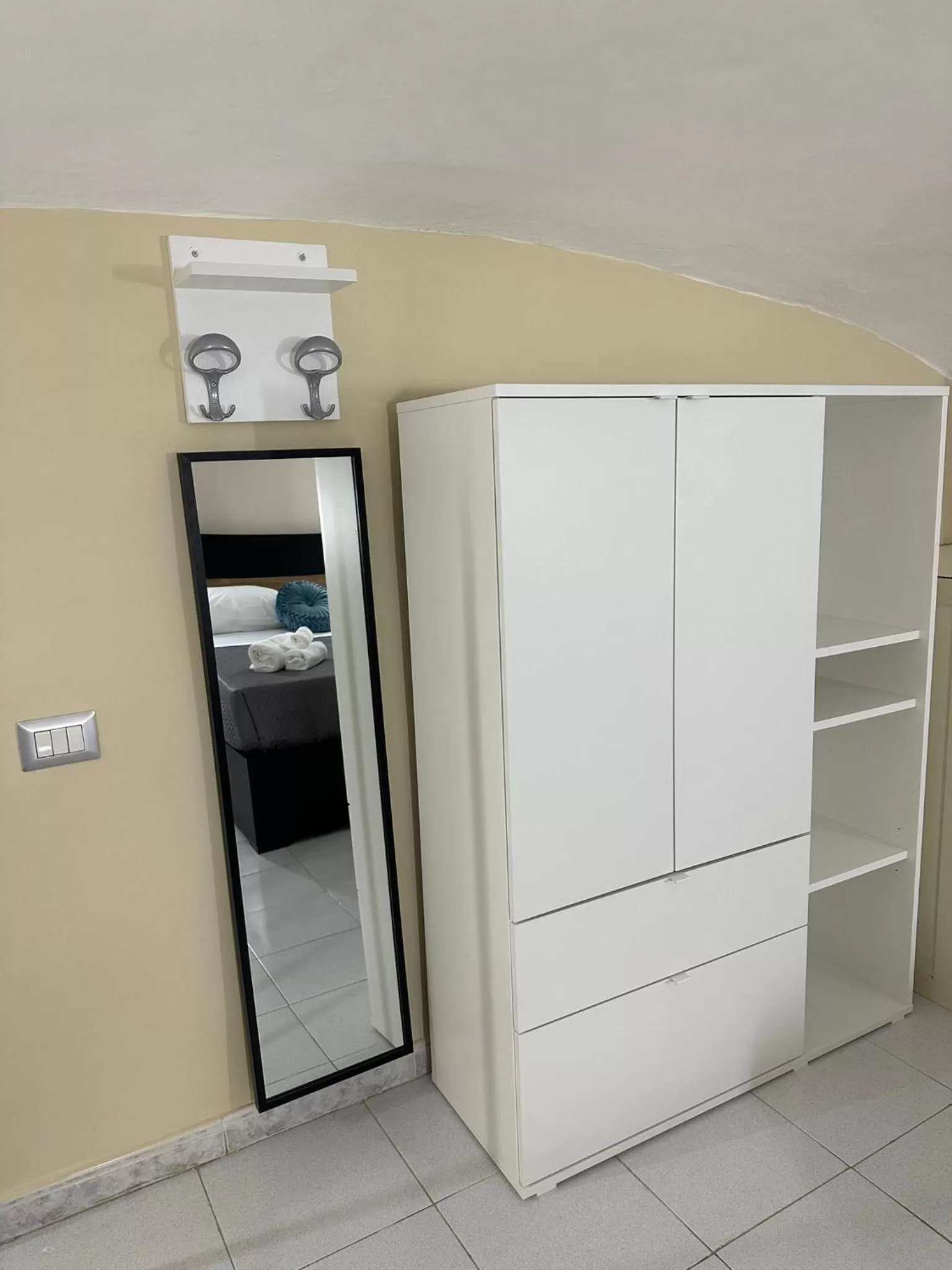 wardrobe in Napoli Centro - La Casa Di Sasà